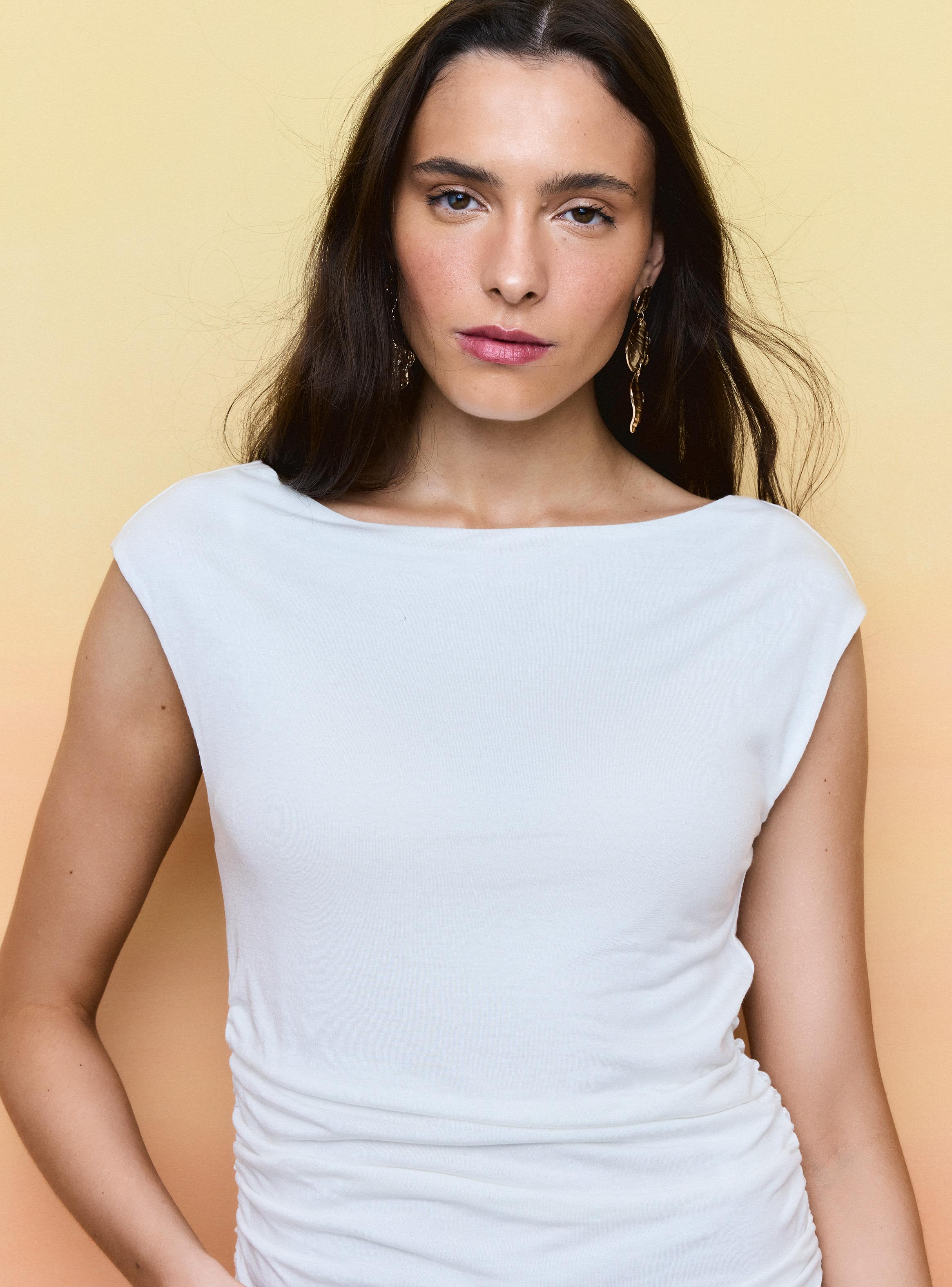 Polera Cuello Bote y Drapeado-2