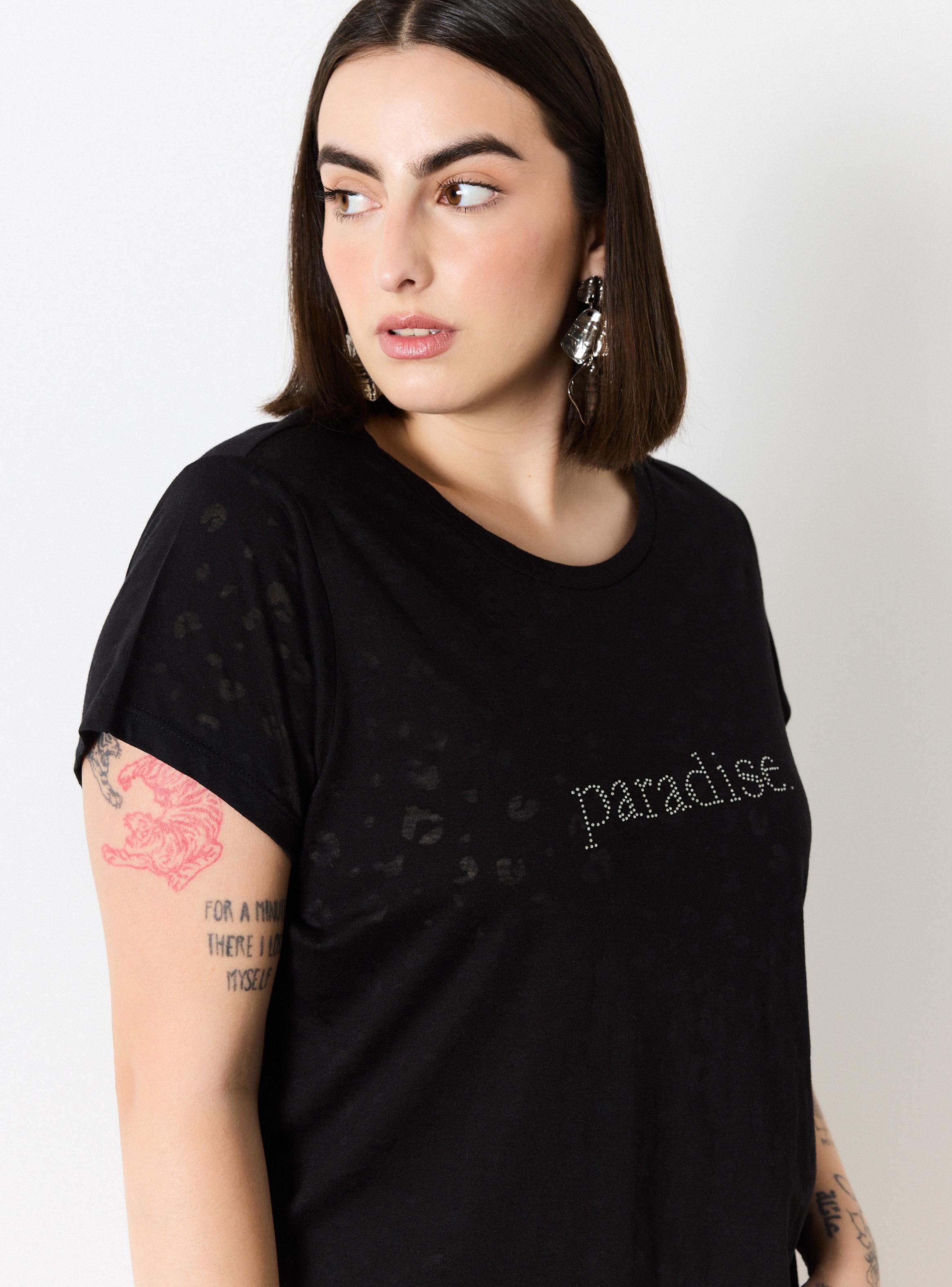 Polera Tela Devoré Animal Print con Estampado Texto-2