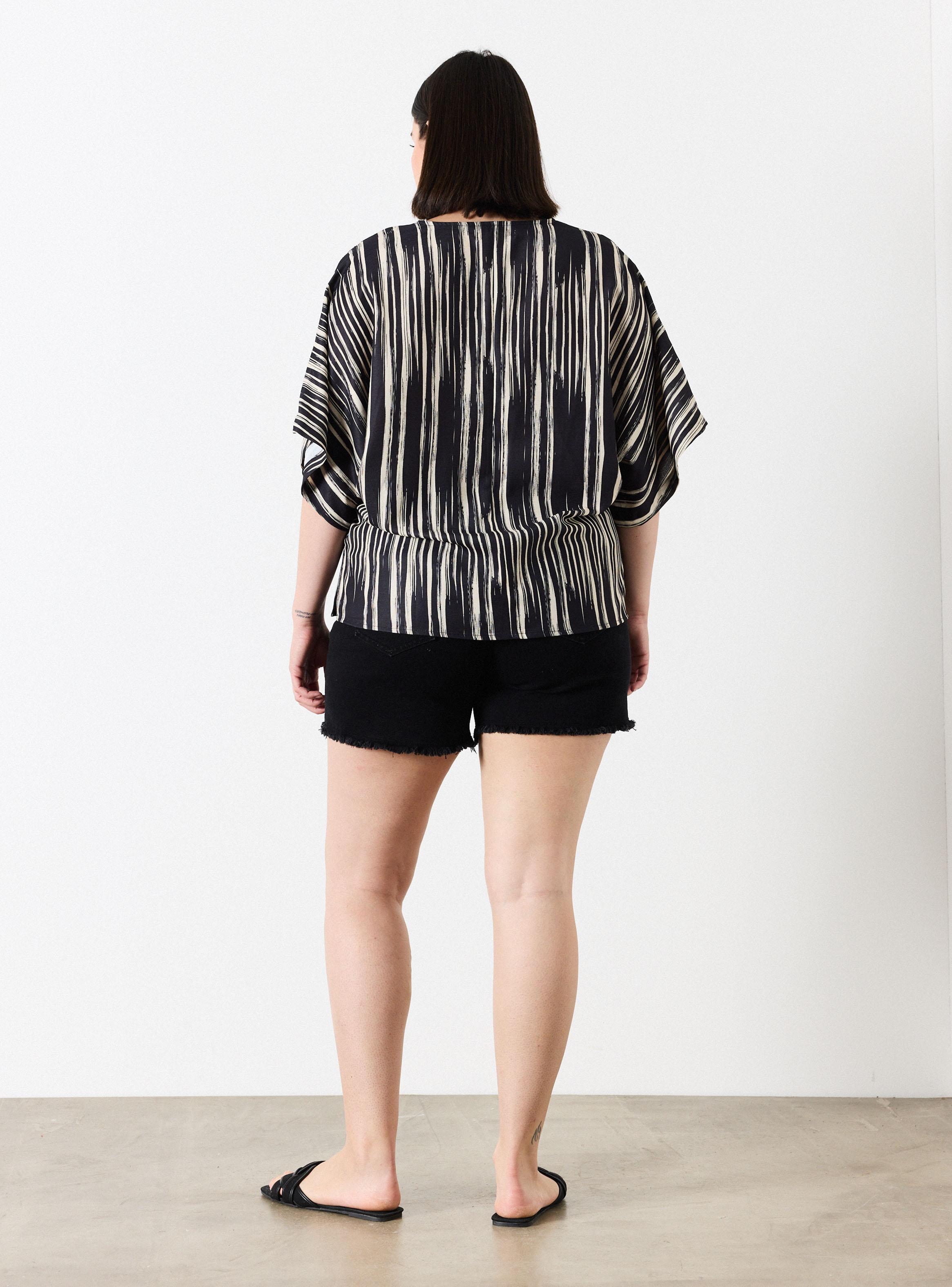 Blusa Kimono Escote V-5