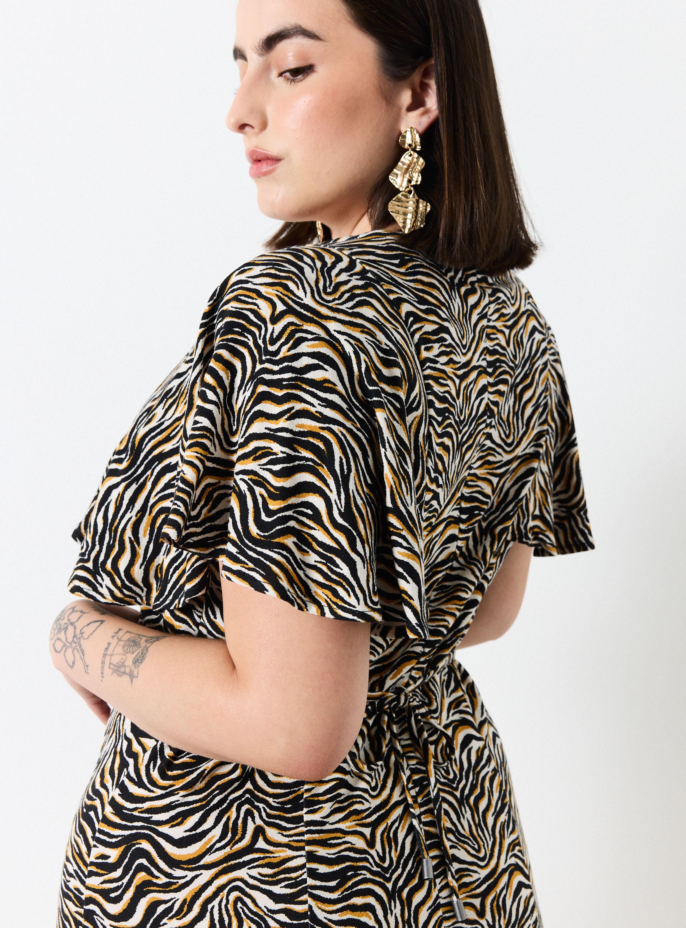 Vestido  Animal Print y Abertura Frontal con Botones-3