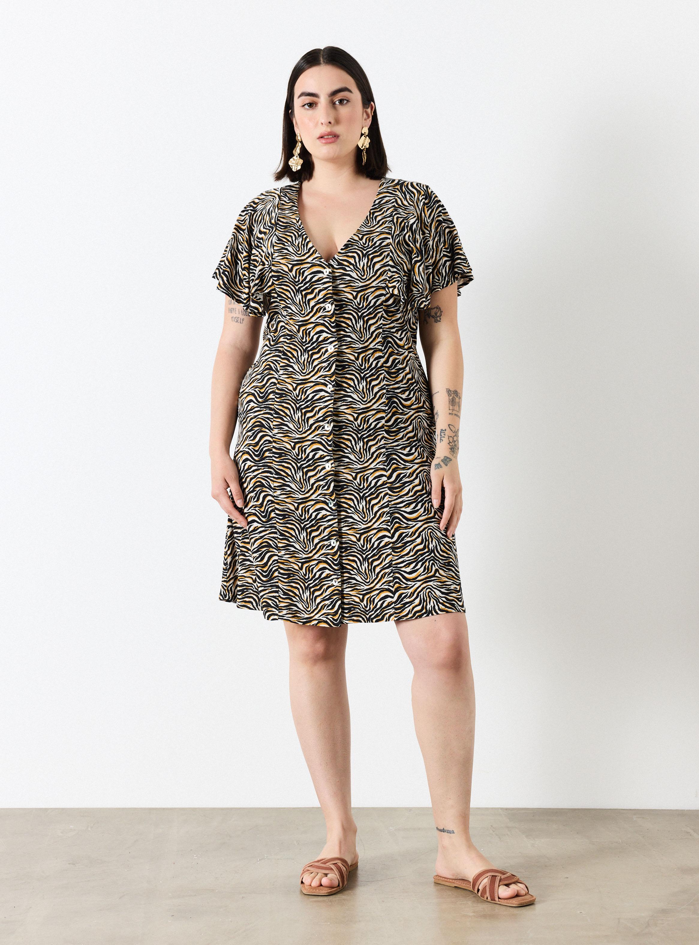 Vestido  Animal Print y Abertura Frontal con Botones-4