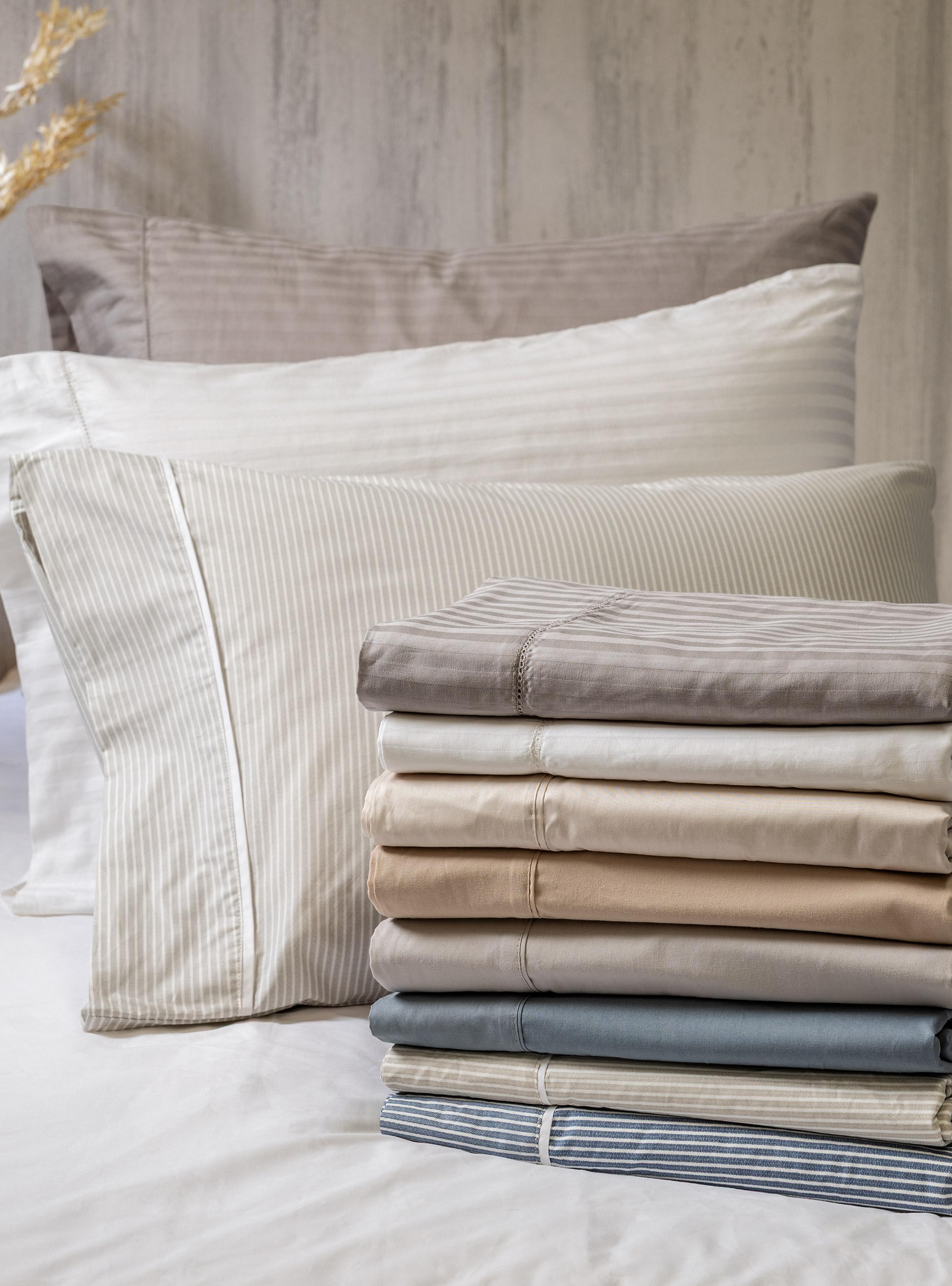 Juego de Sábanas 1.5 Plazas 200 Hilos Dobby-4