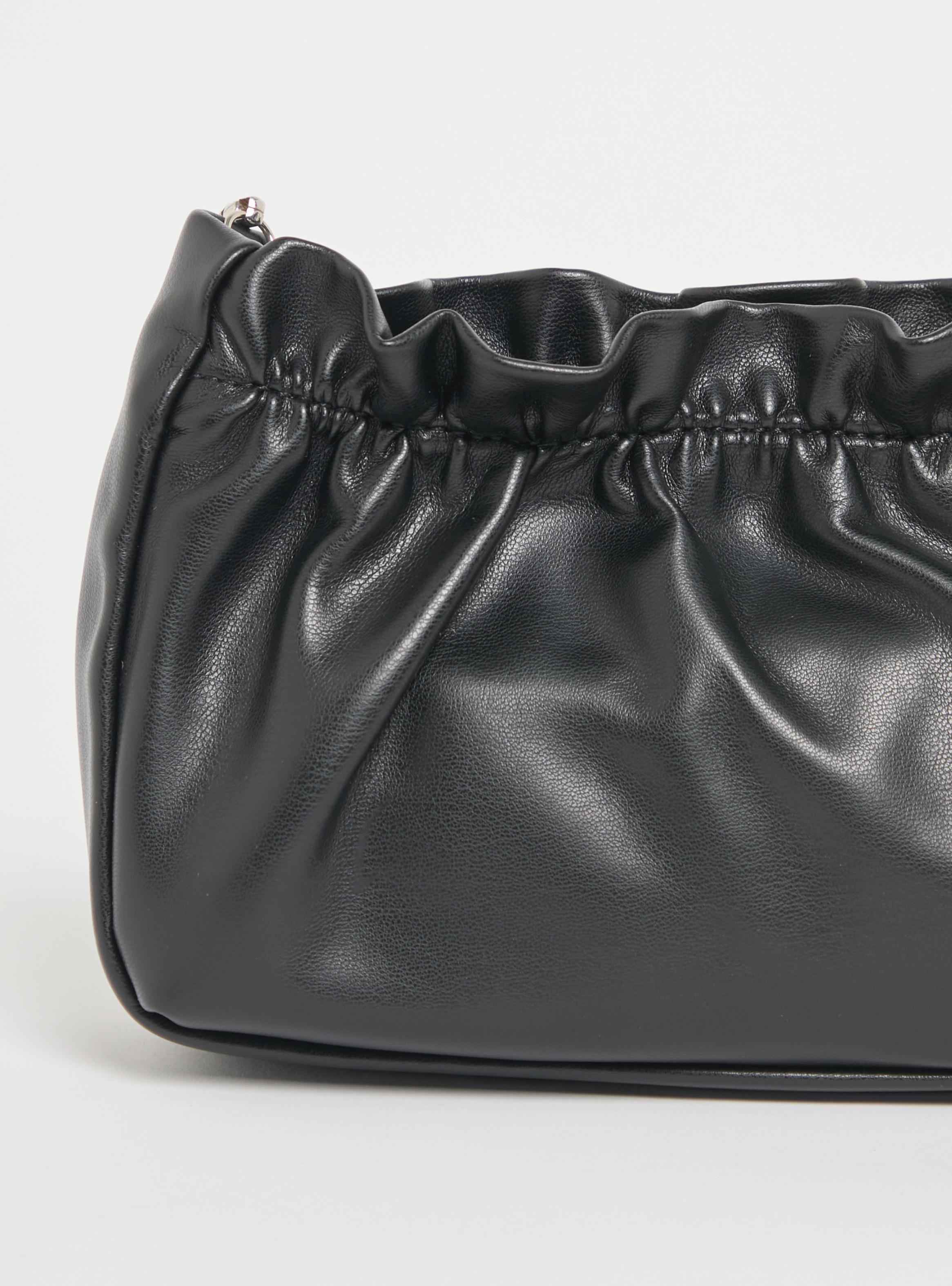 Cartera Crossbody Efecto Metalizado con Cadena-4