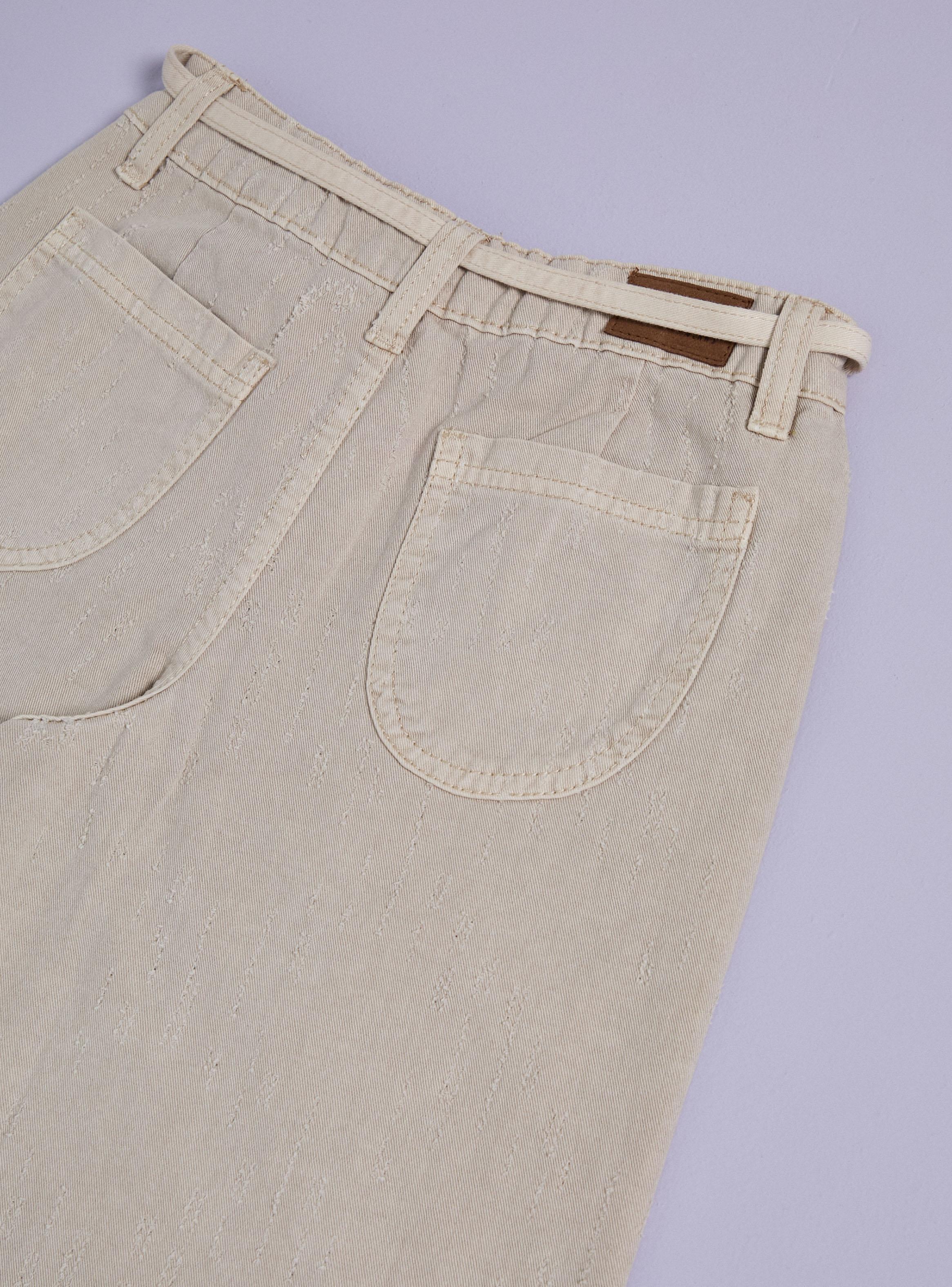 Pantalón Baggy Estilo Mom con Diseño-2