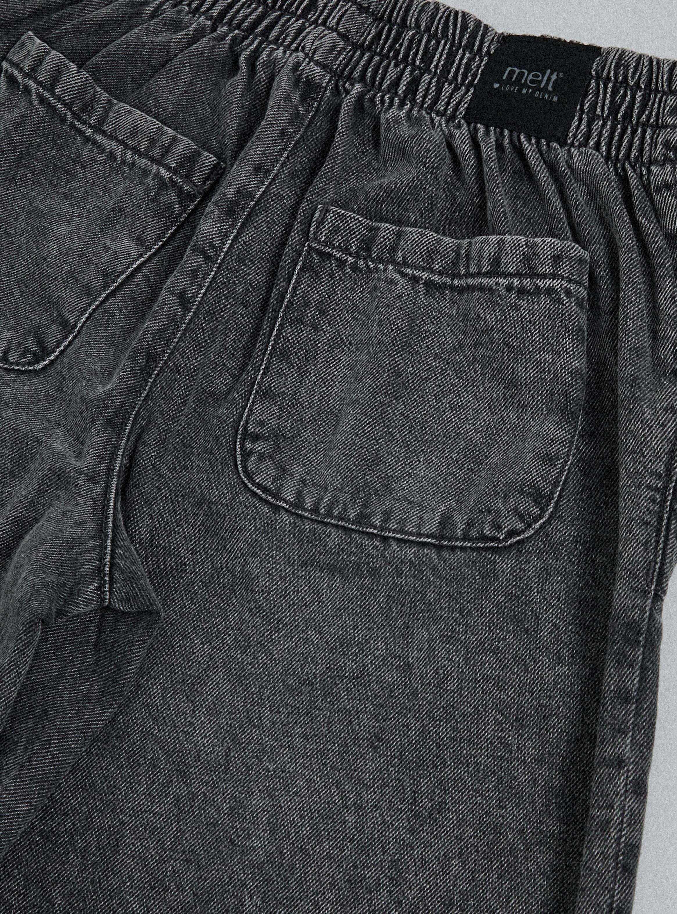 Jeans Bolsillos Marcados y Cintura Elasticada-2