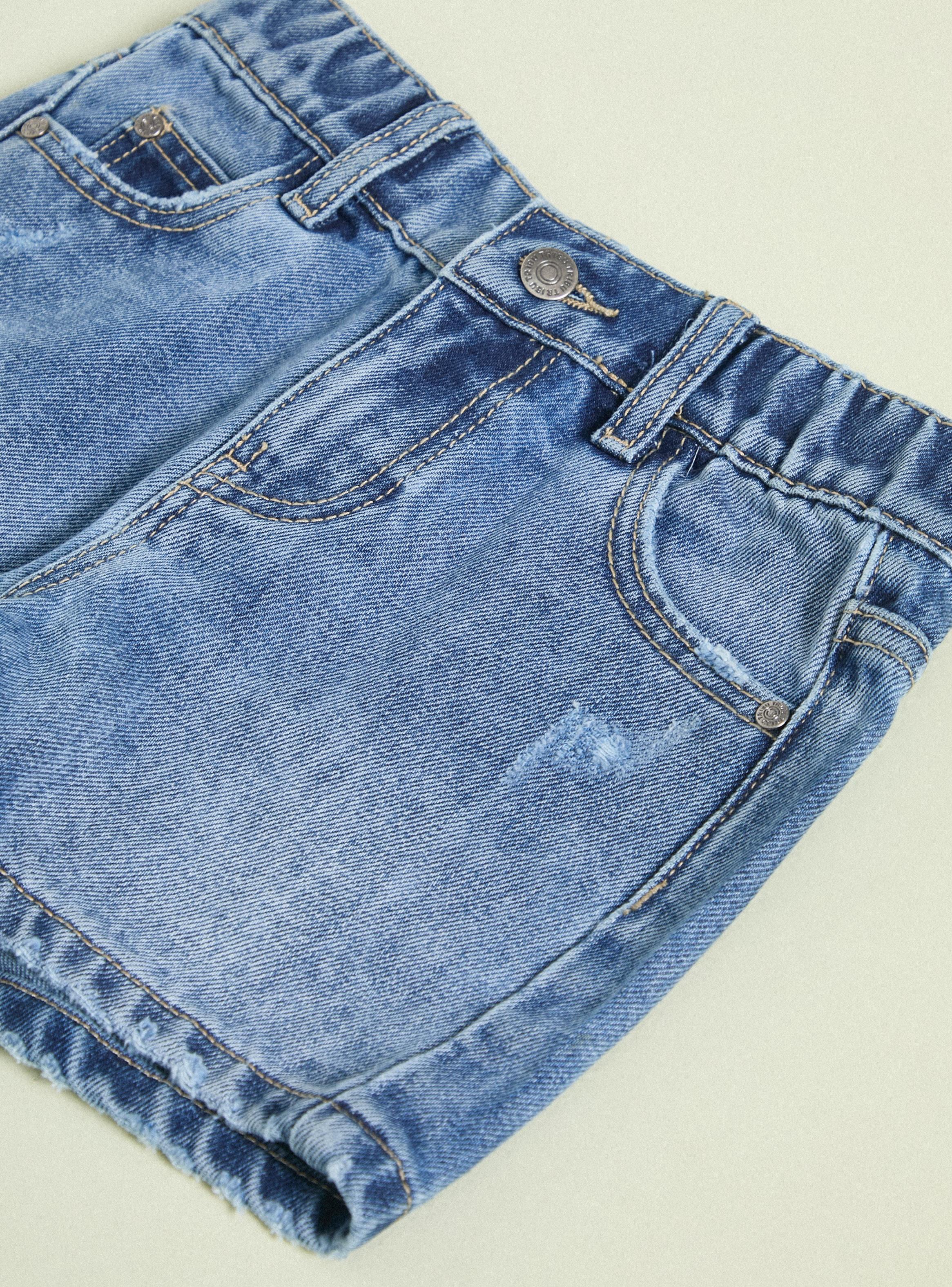 Short Denim Bolsillo Bordado Flor-2