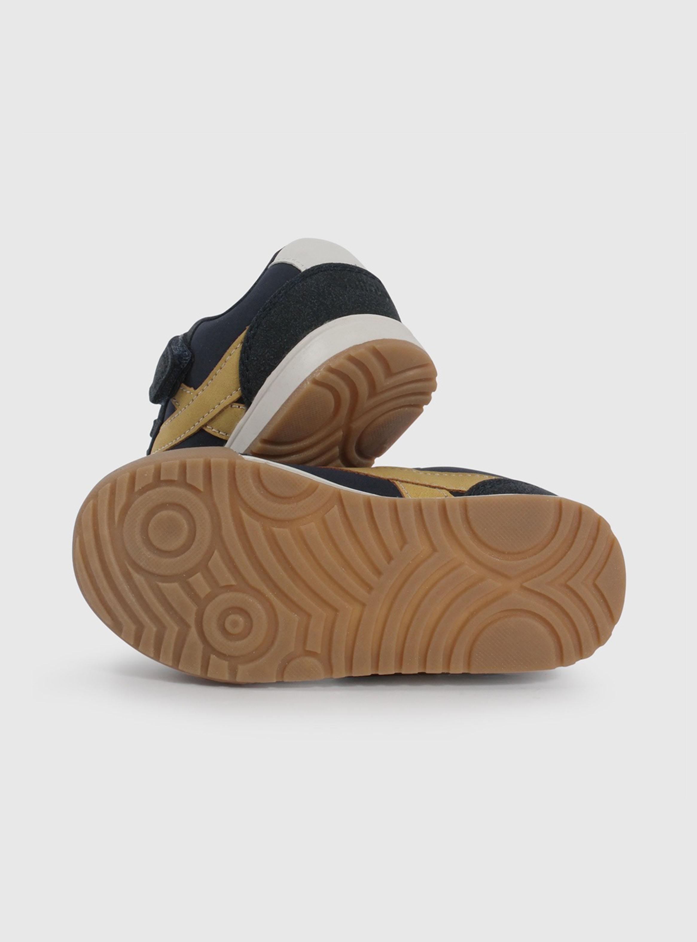 Zapatilla Urbana Moda Velcro Niño-2
