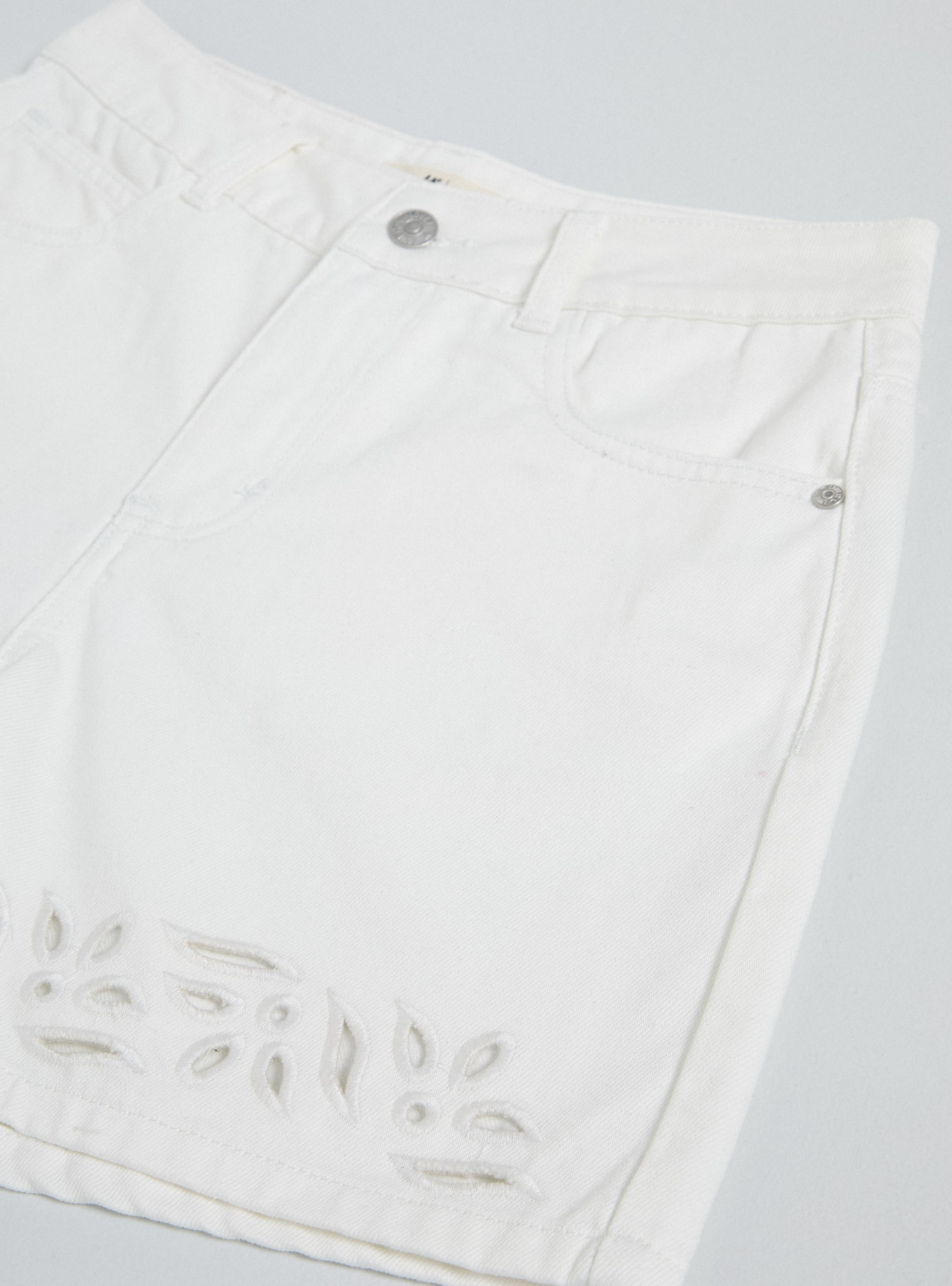 Short Calado Decorativo-2