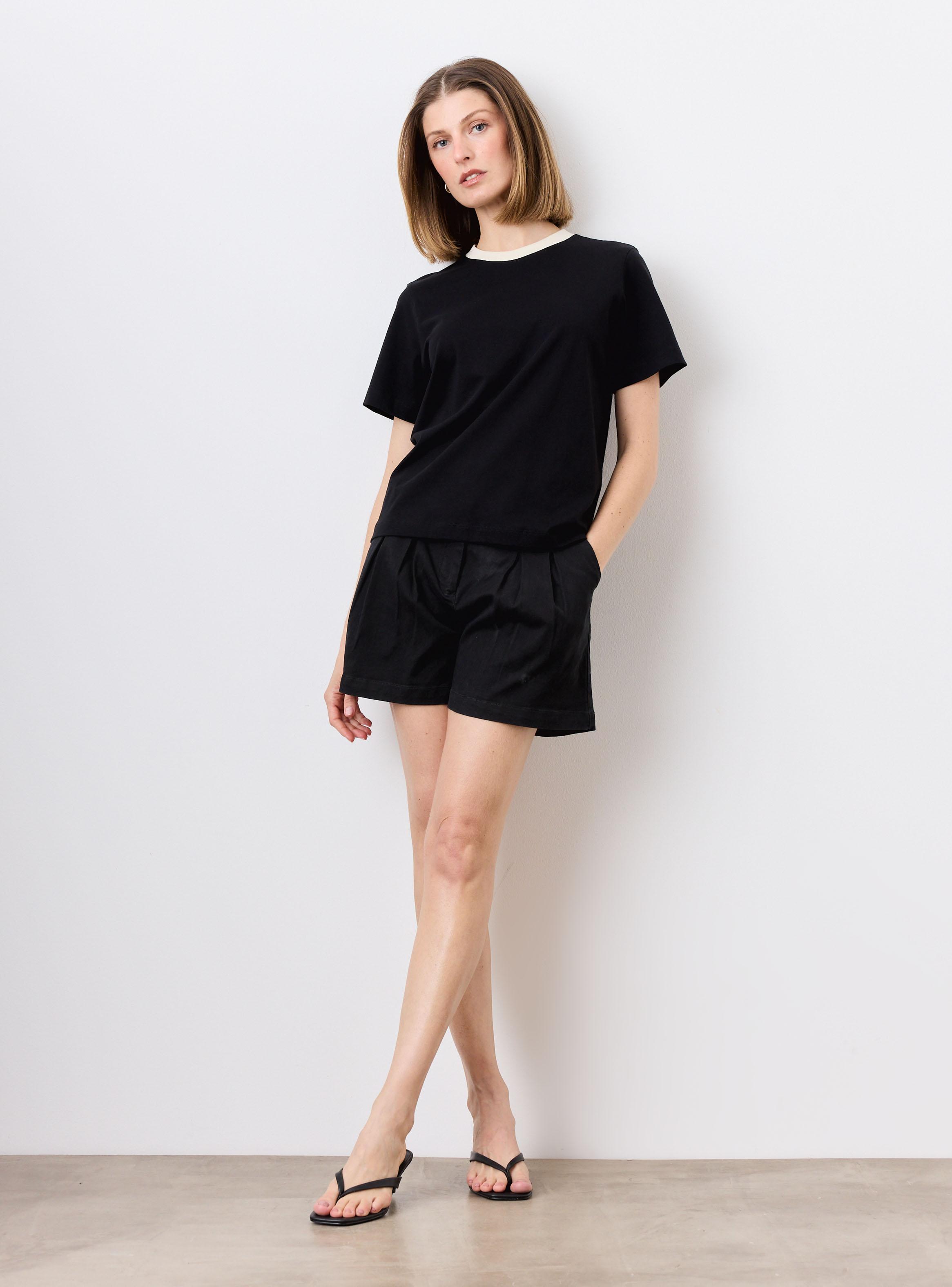 Polera Manga Corta con Cuello Color a Contra Tono-4