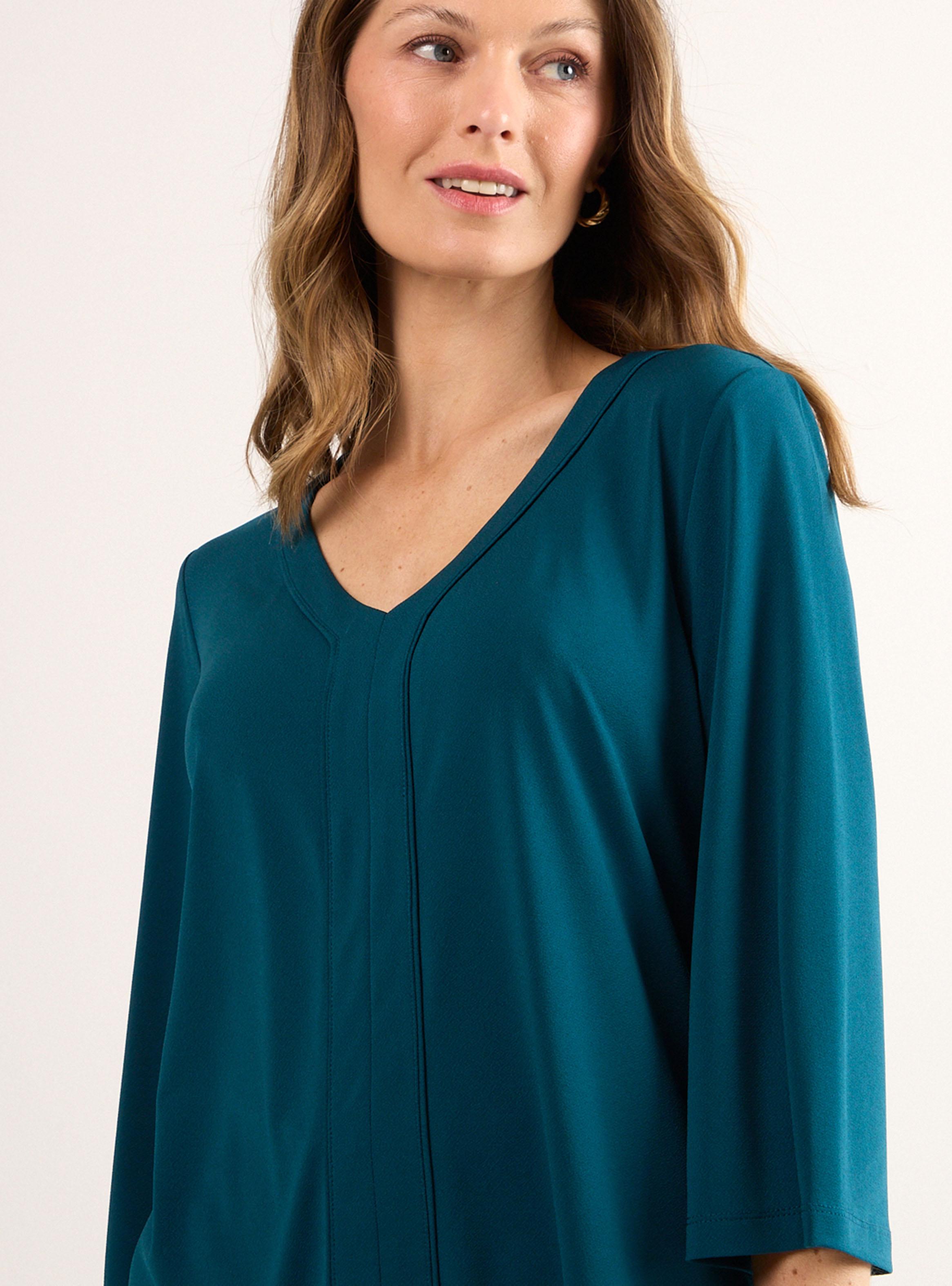 Polera con Corte y Vivo-3
