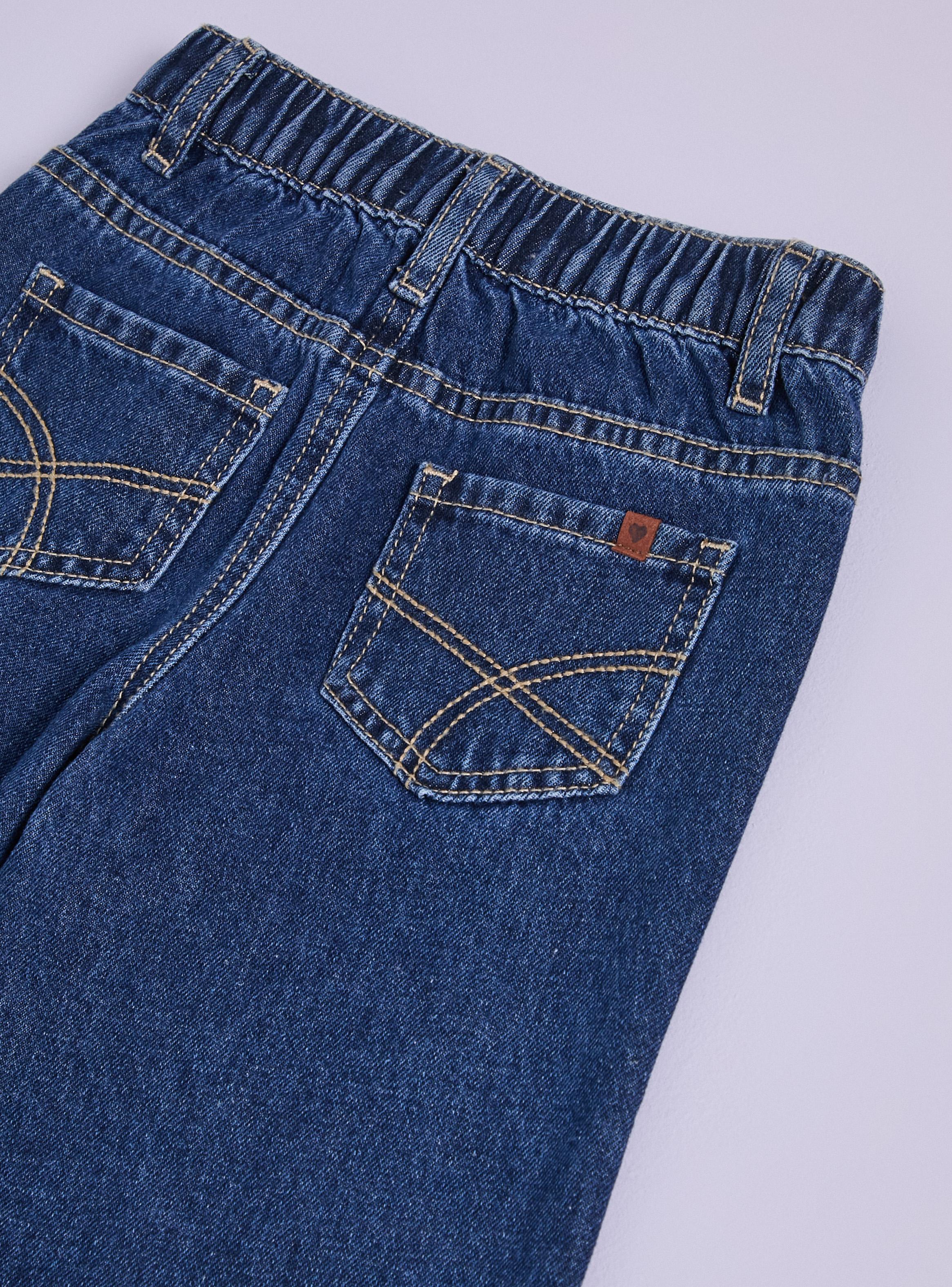 Jeans con Vuelos Abajo-2