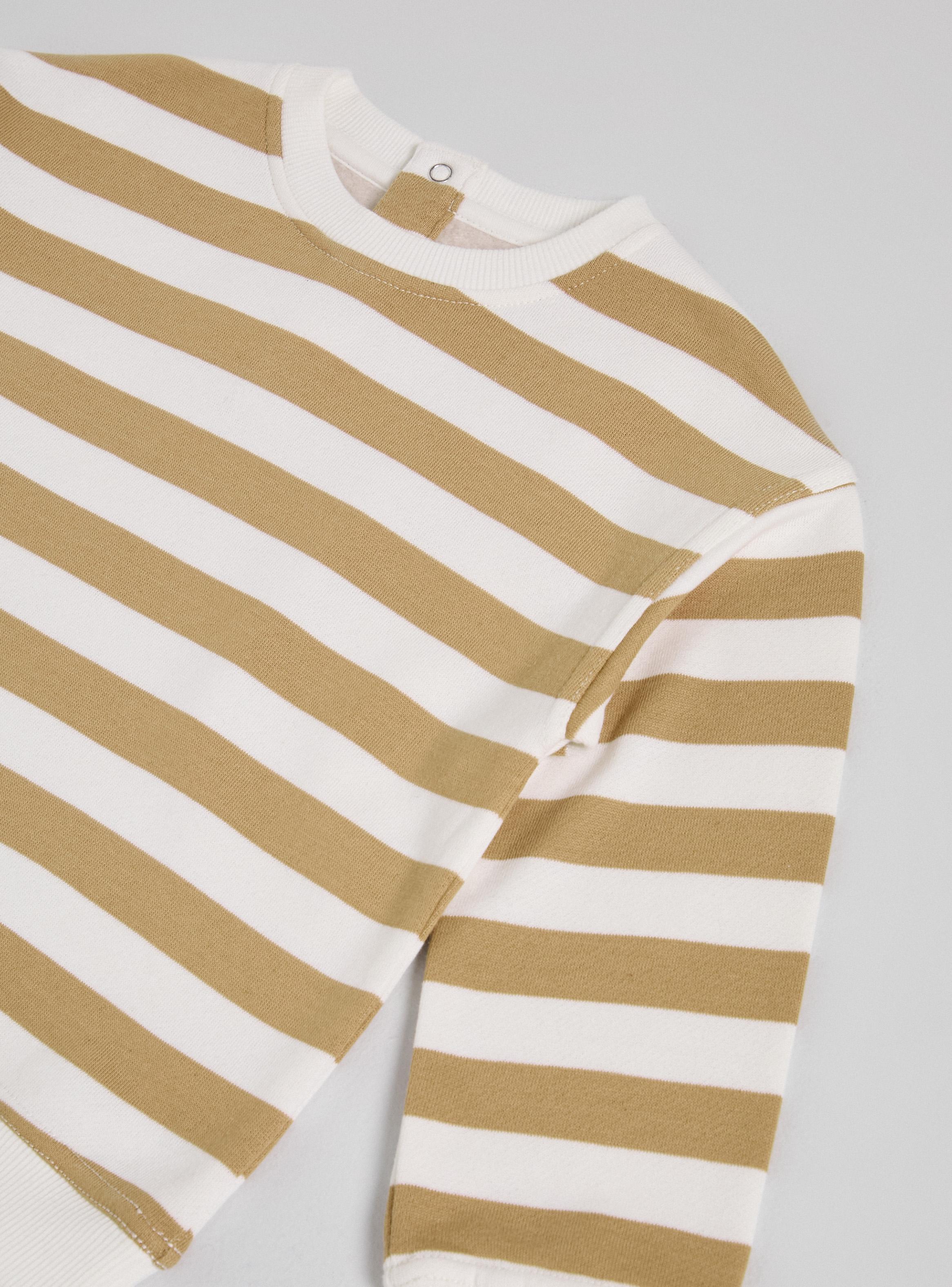 Polerón con Rayas Dos Colores-3