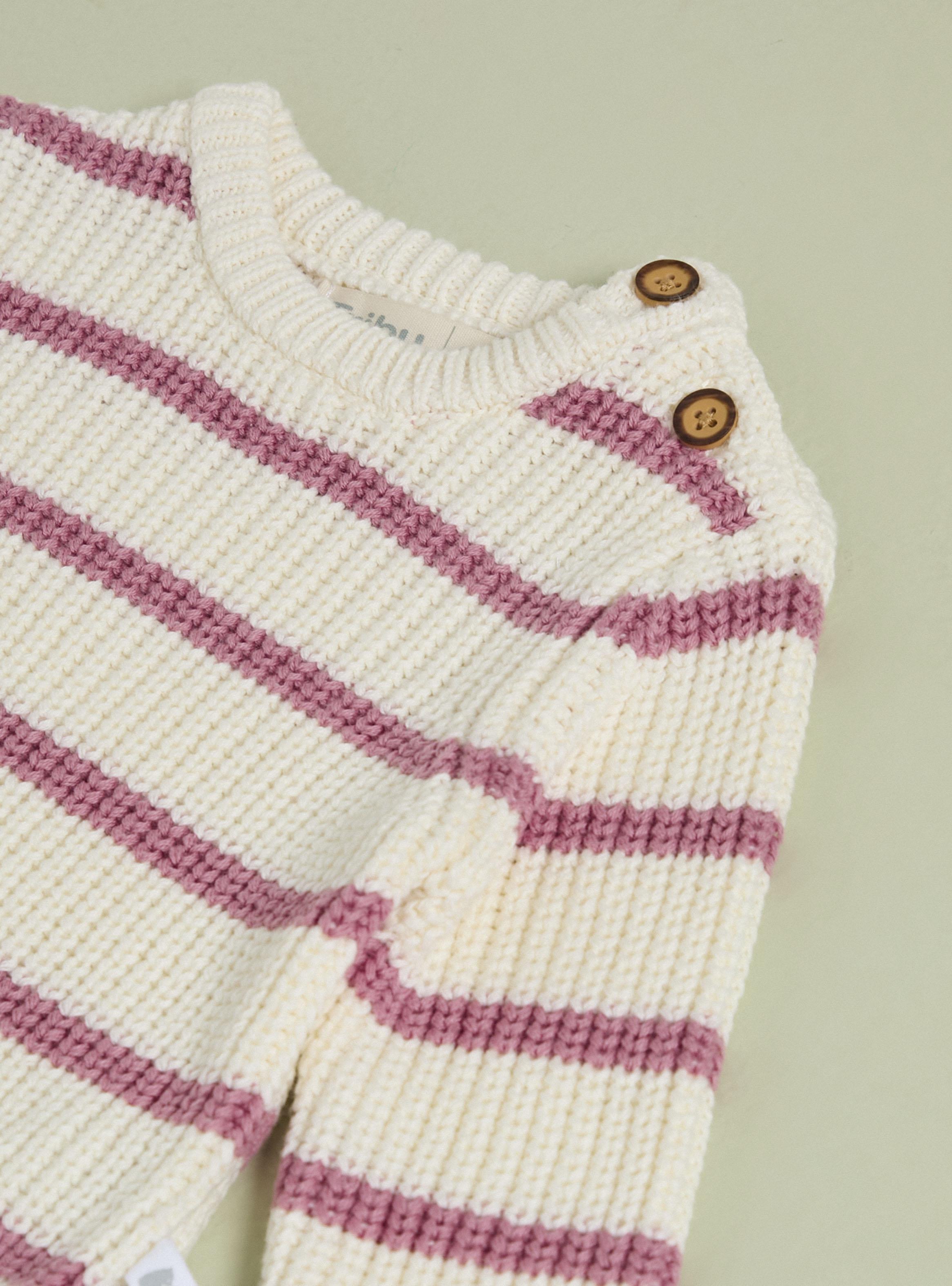 Sweater Rayado con Botón en Hombro-2