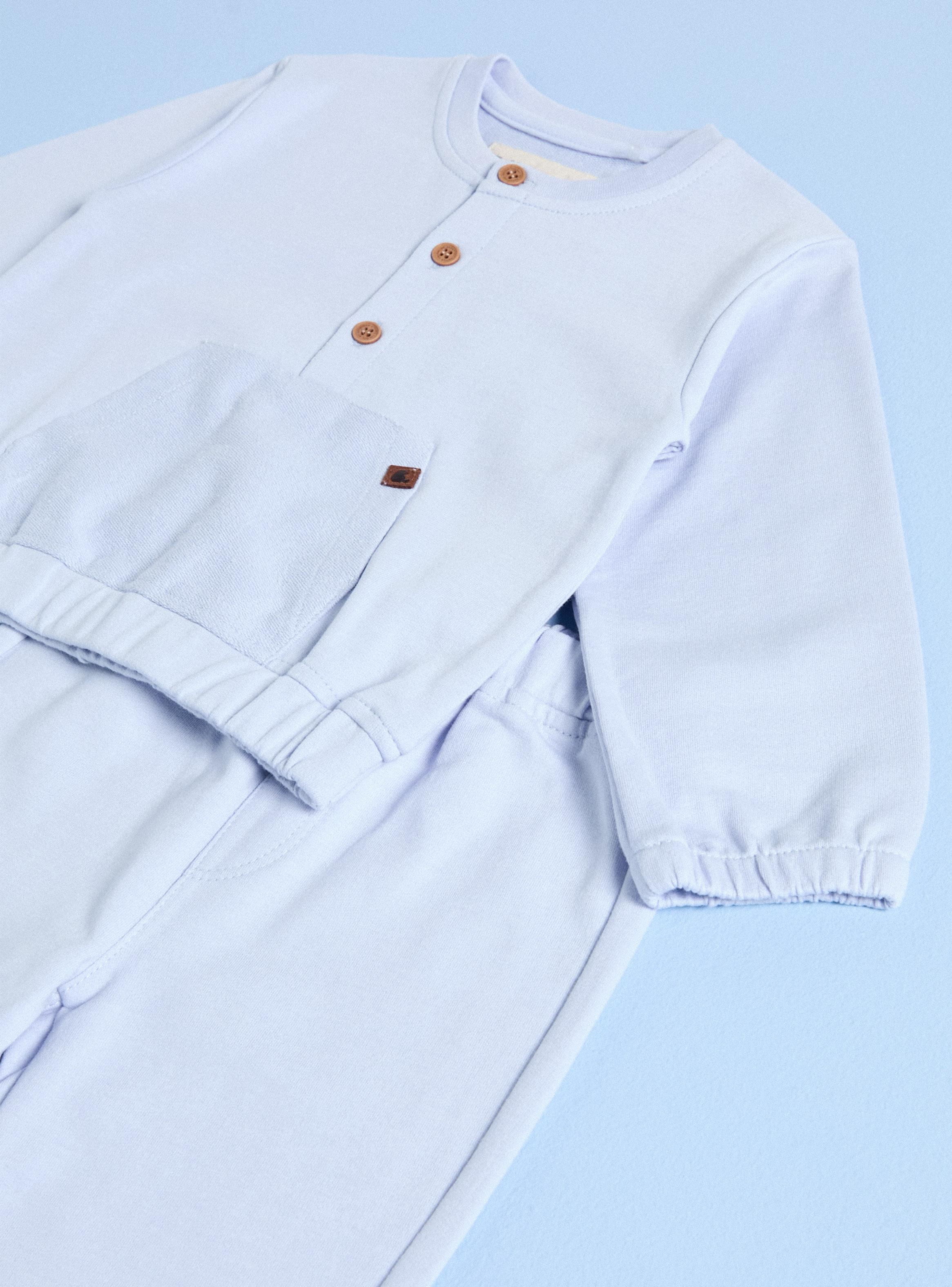 Buzo Liso con Botones-3