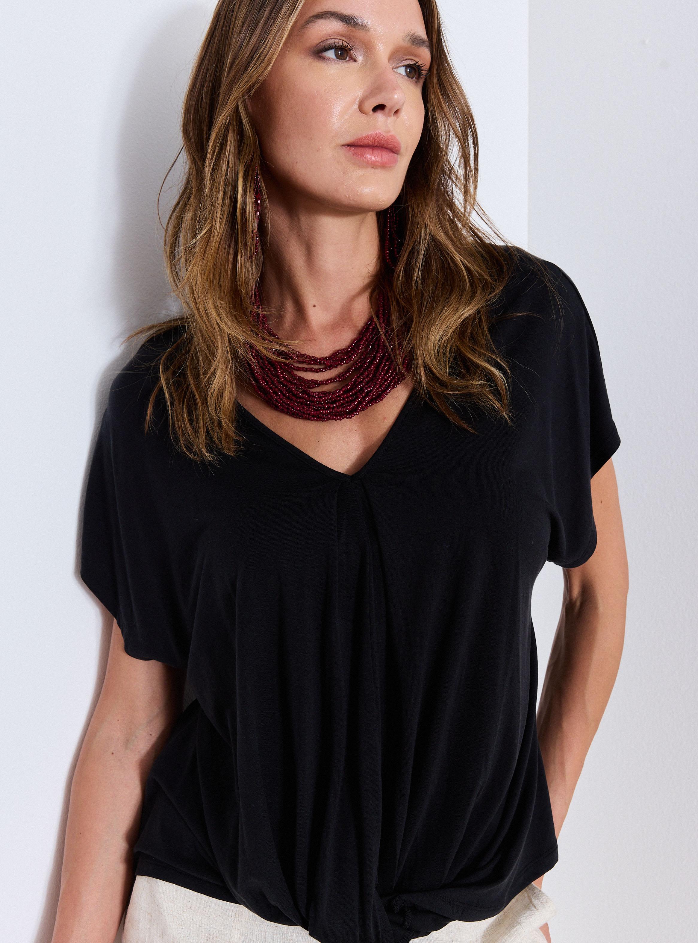 Polera Nudo en Delantero-2