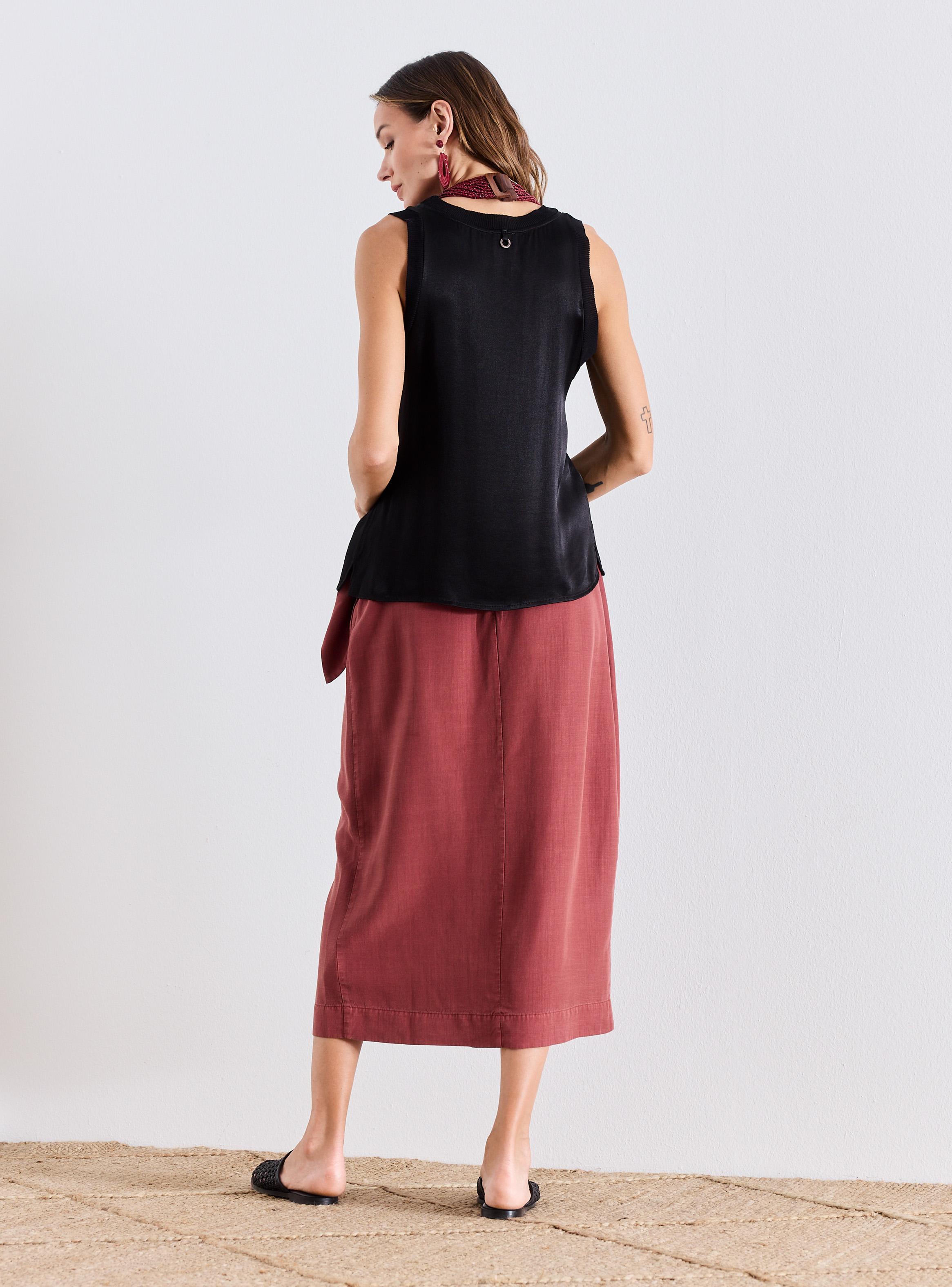 Polera Detalle en Escote y Sisa-5