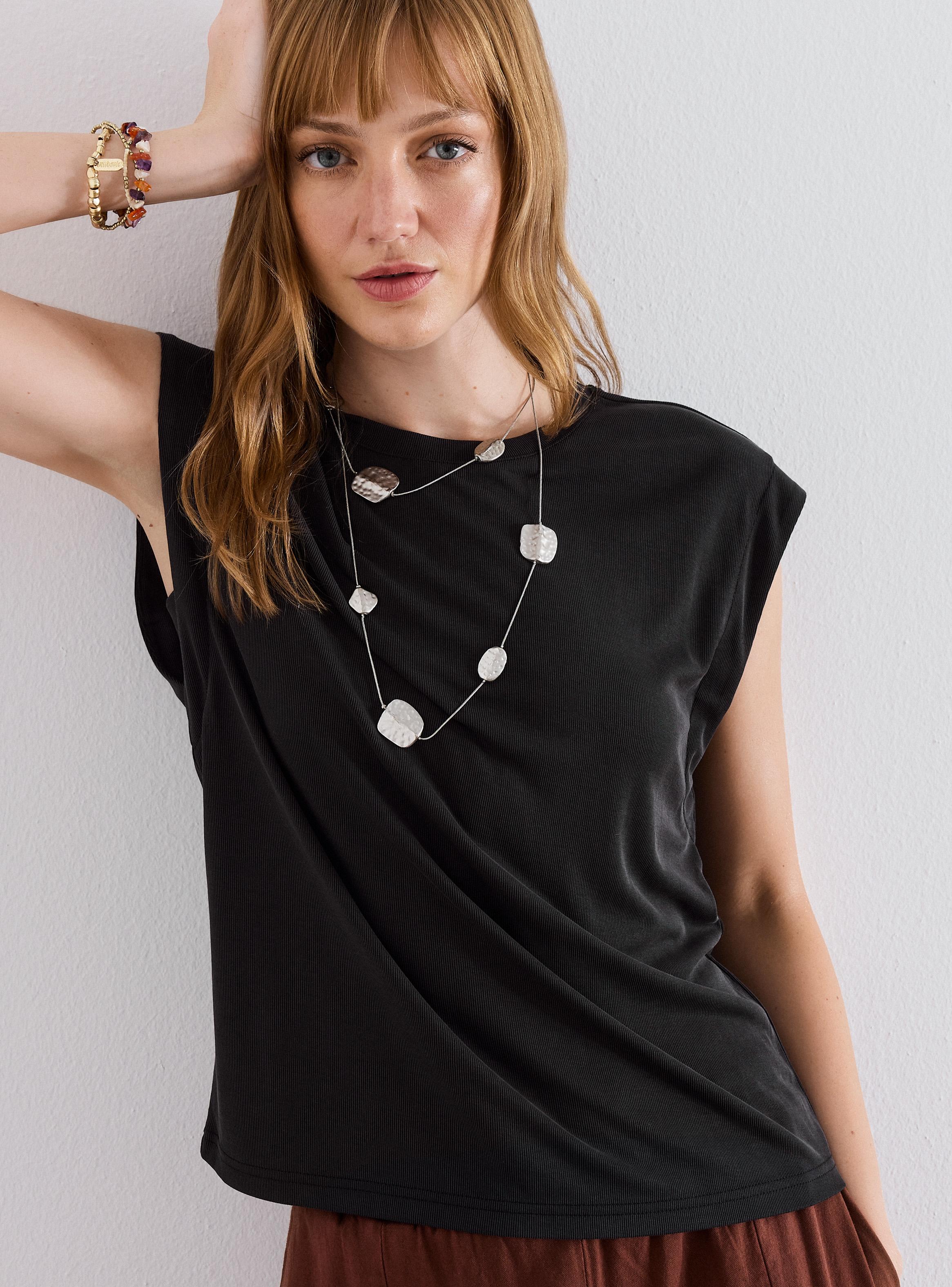 Polera Detalle en Sisa-2