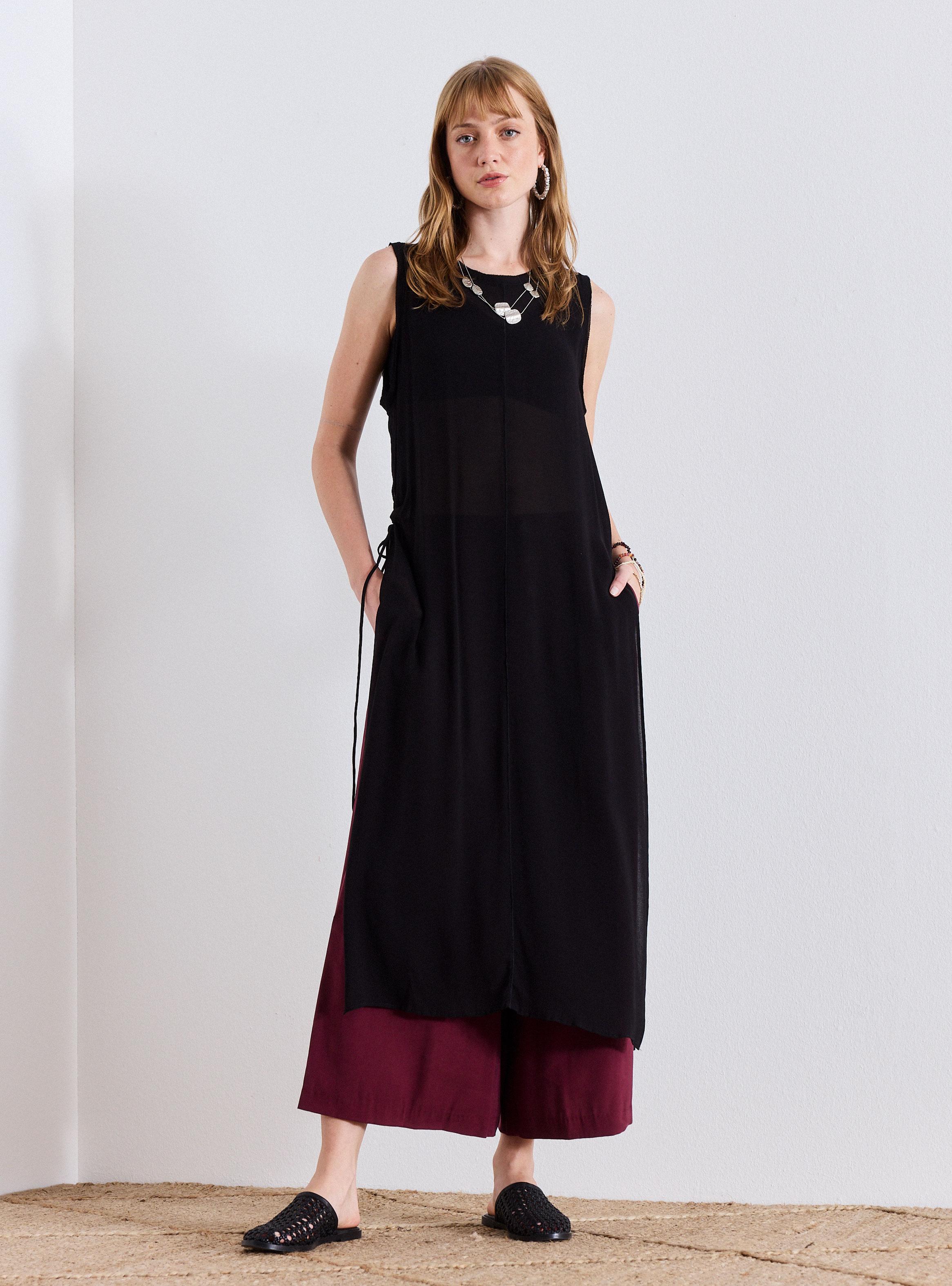 Polera Detalle de Trenzado en Costado-4