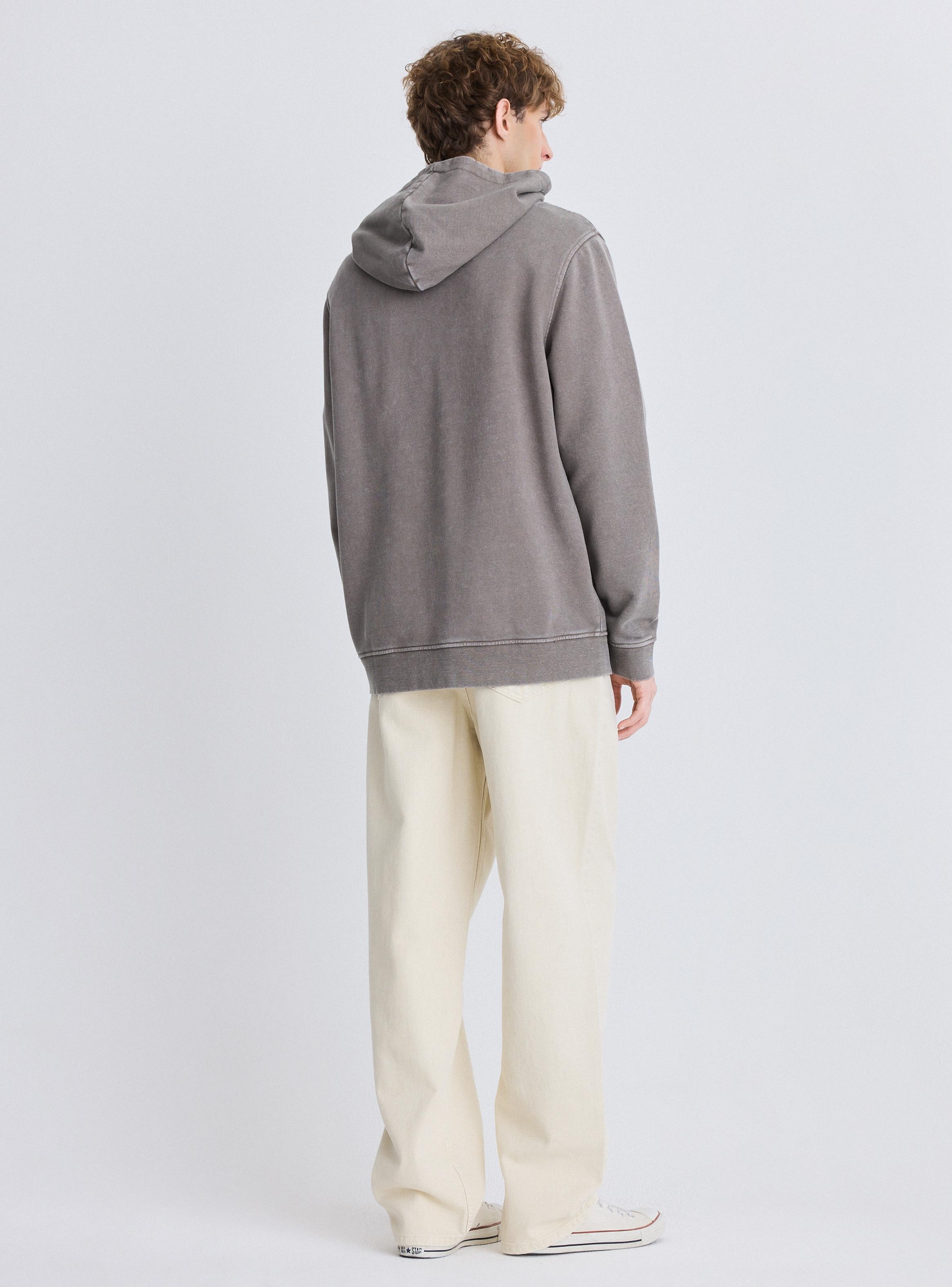 Polerón Bolsillo Canguro con Capucha Lavada Relaxed Fit-5