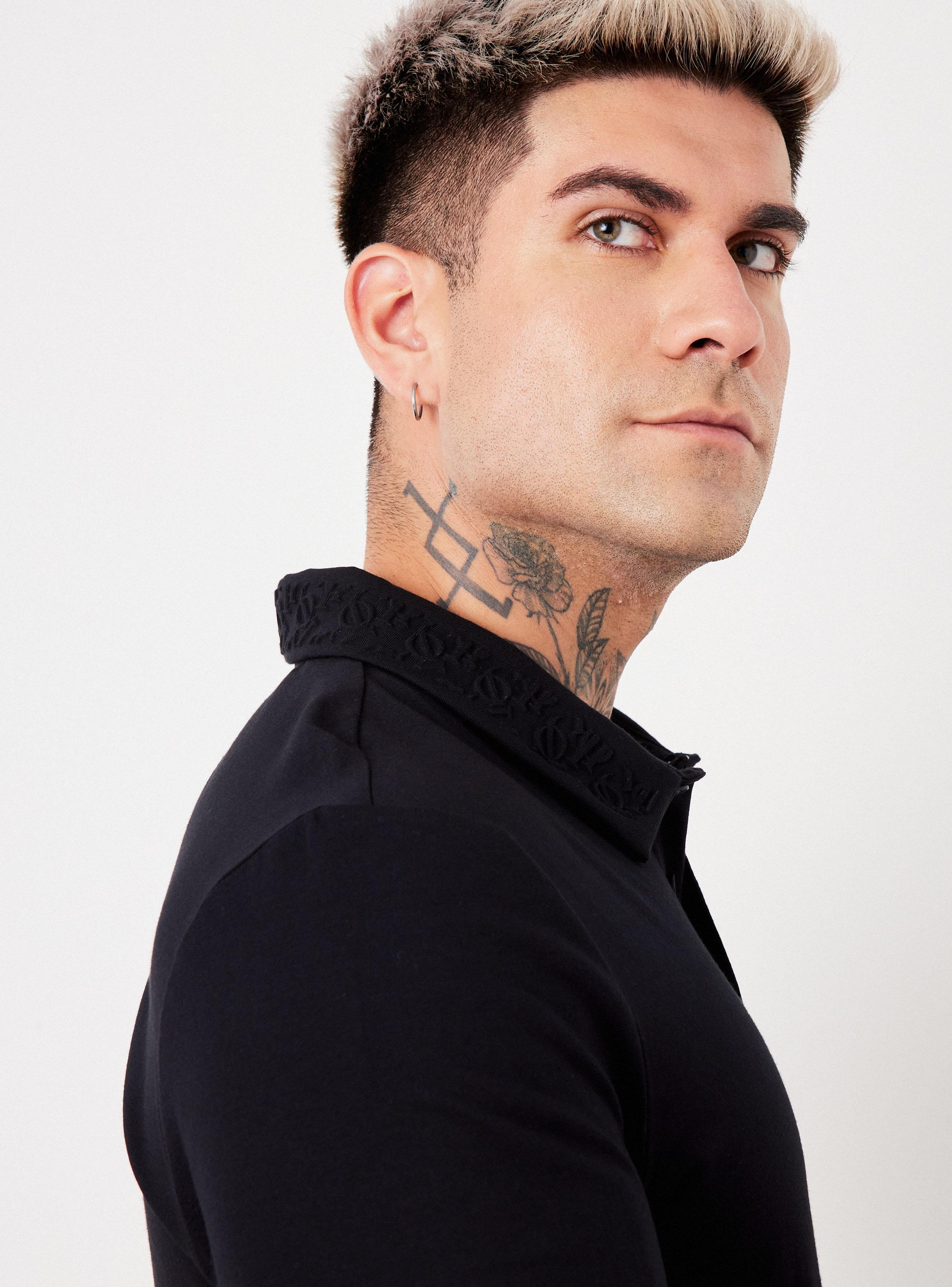 Polera Branding en Cuello-3