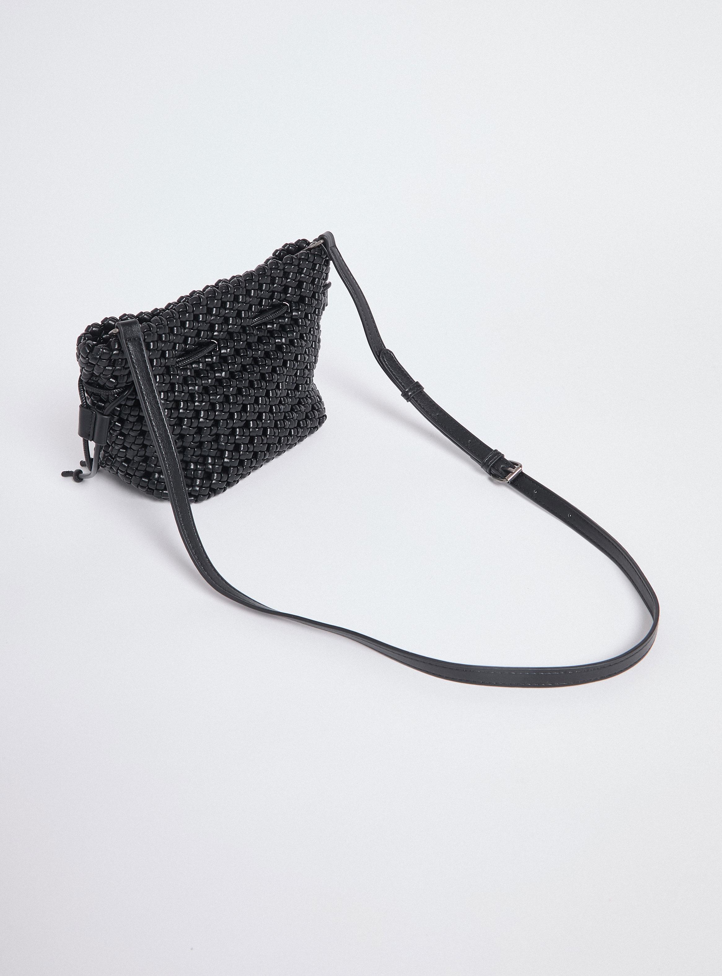 Cartera Crossbody Trenzado Colaboración María Pombo-4