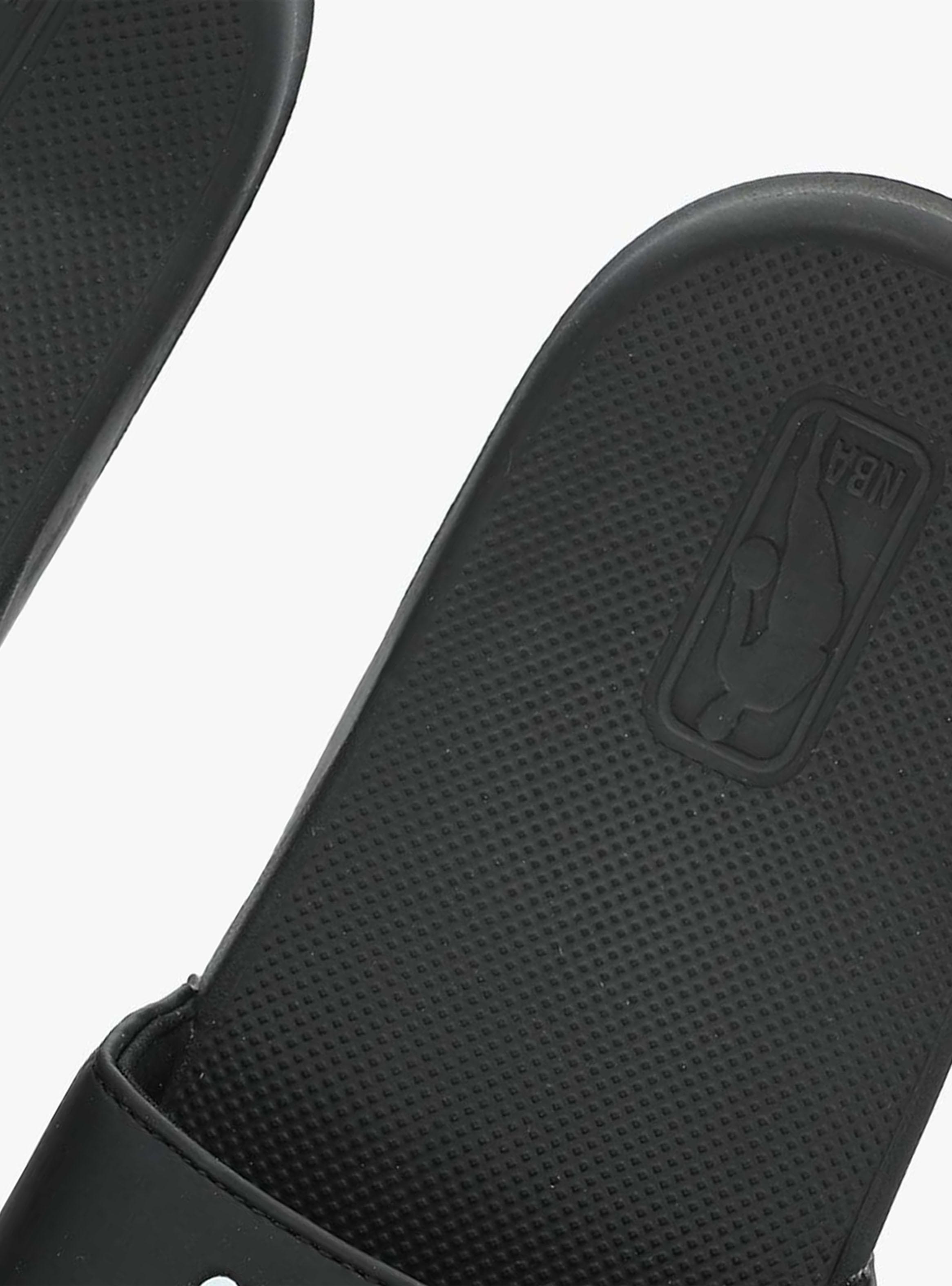 Sandalia NBA Logo Core Hombre-3