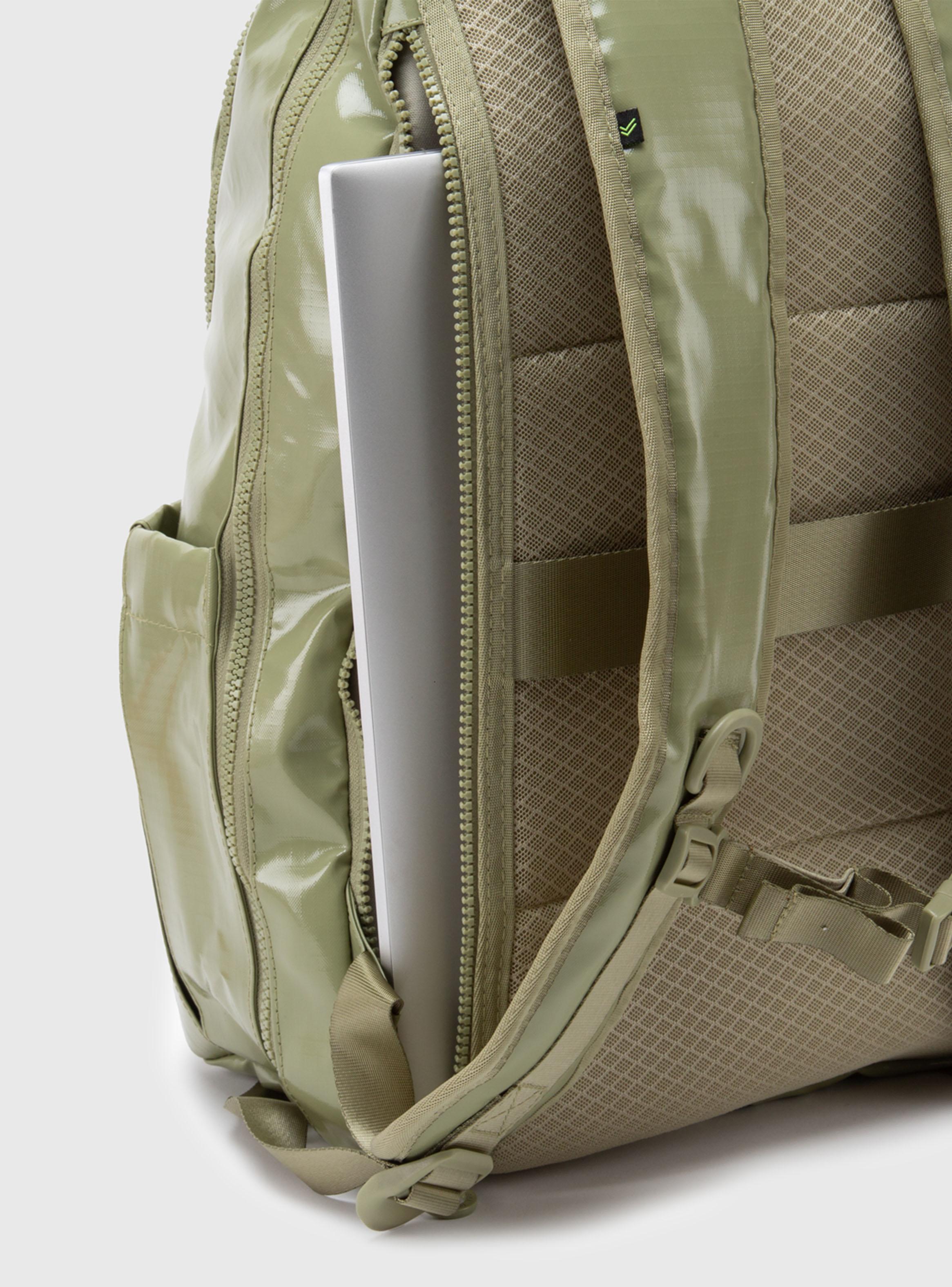 Mochila Laptop Travel Ripsto Olive-3