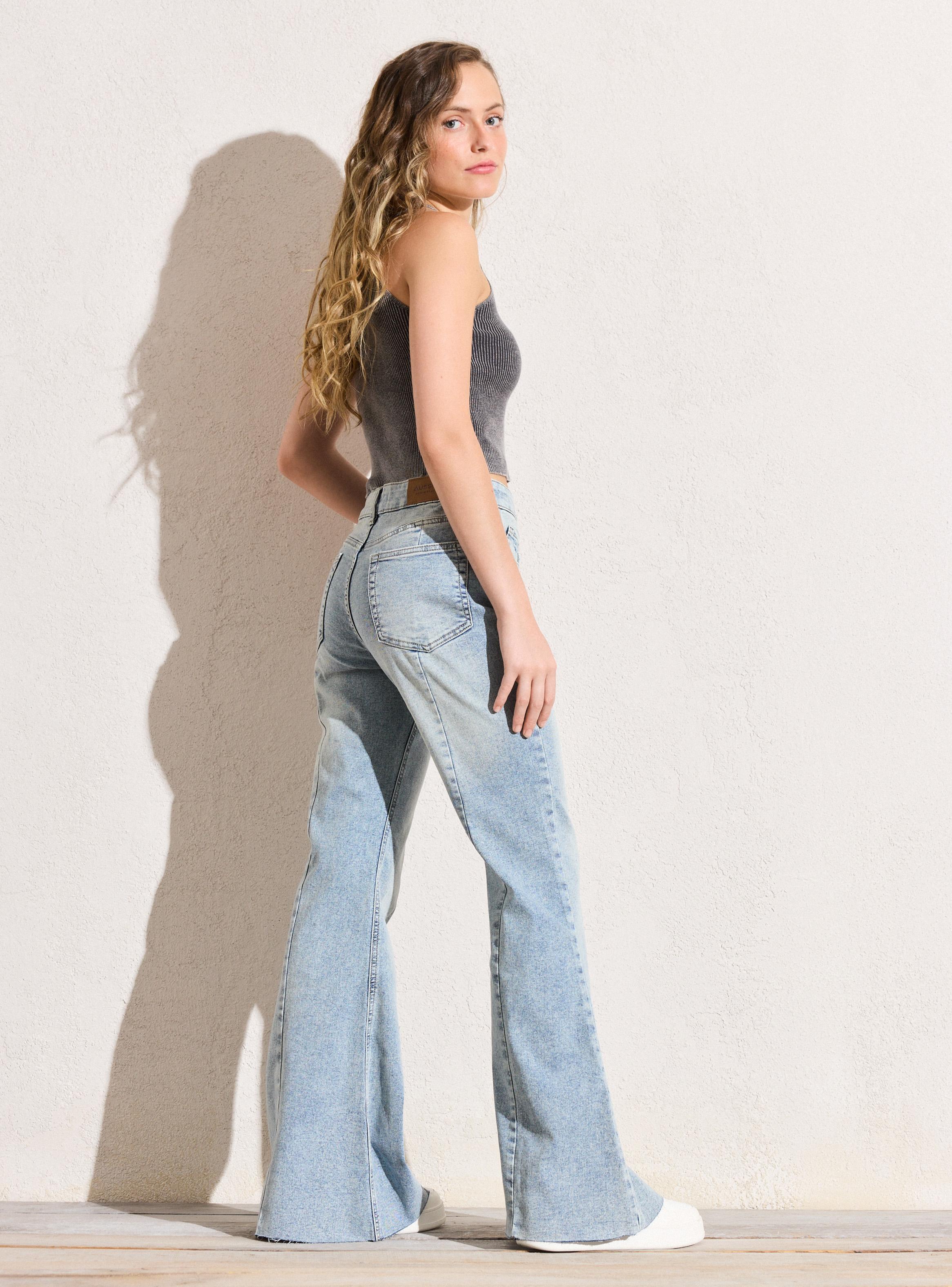 Jeans Flare con Costura al Centro-5