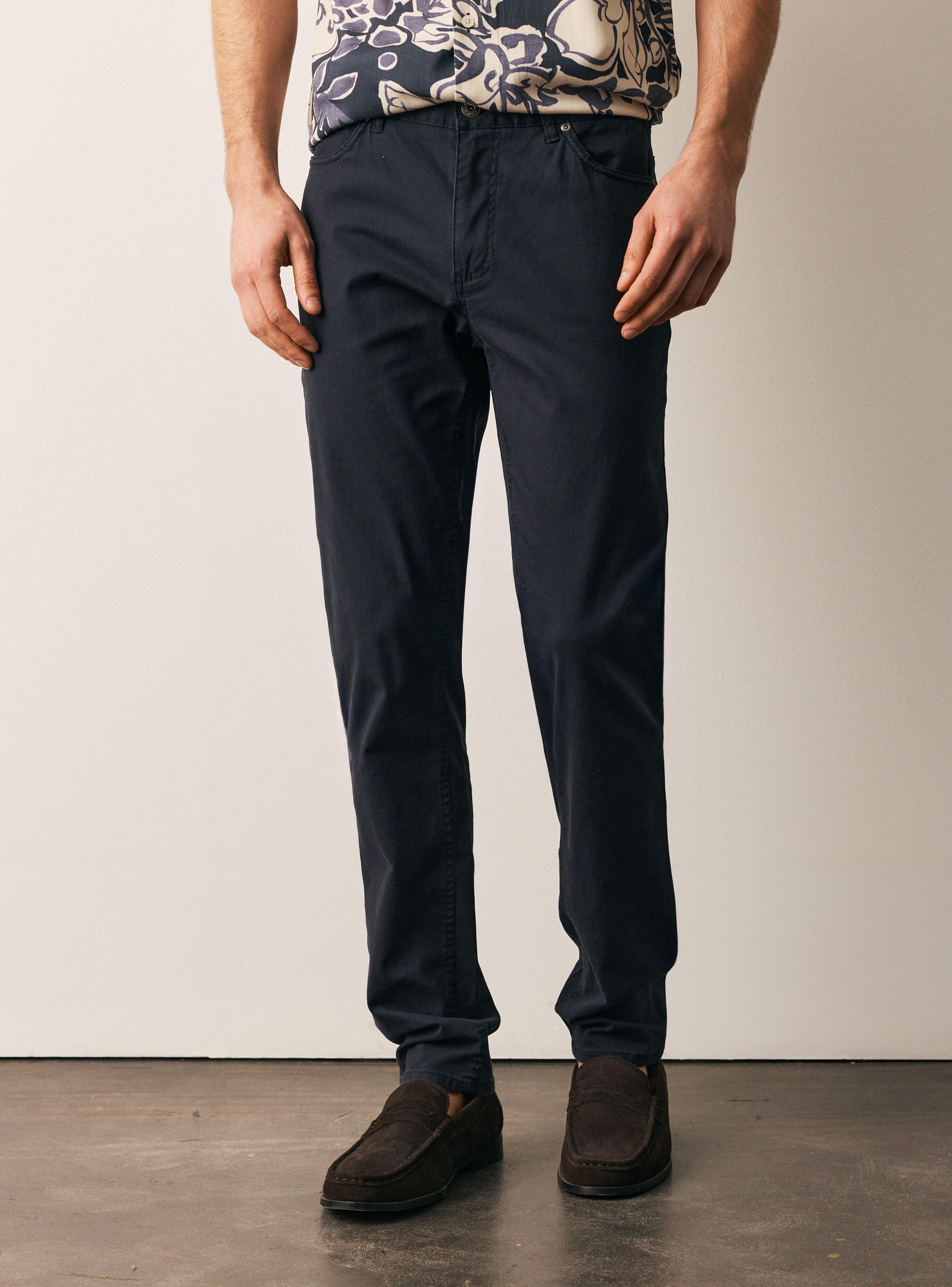 Pantalón 5 Bolsillos Básico Slim Fit-0