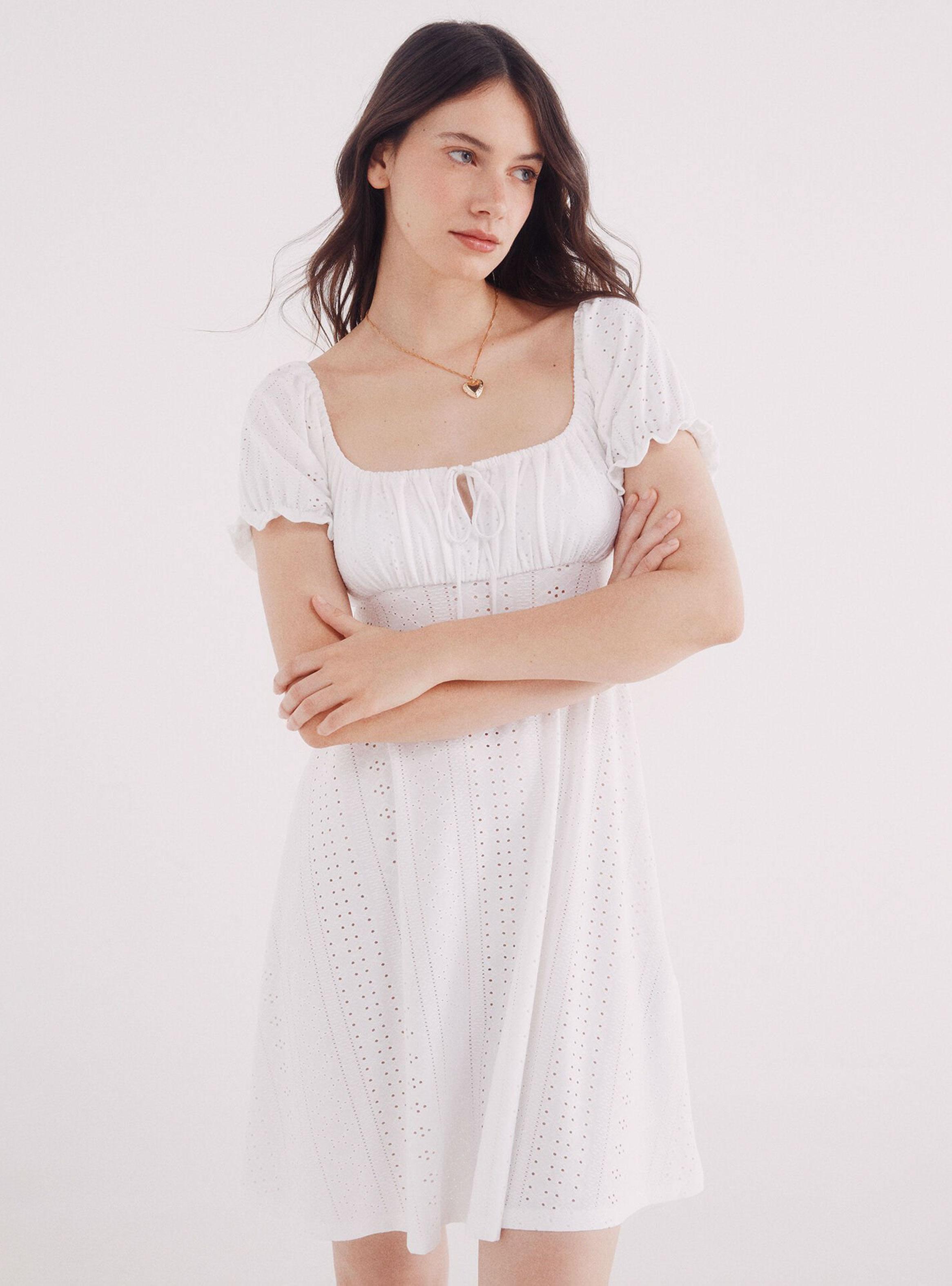 Vestido Corto Bordado Suizo-0