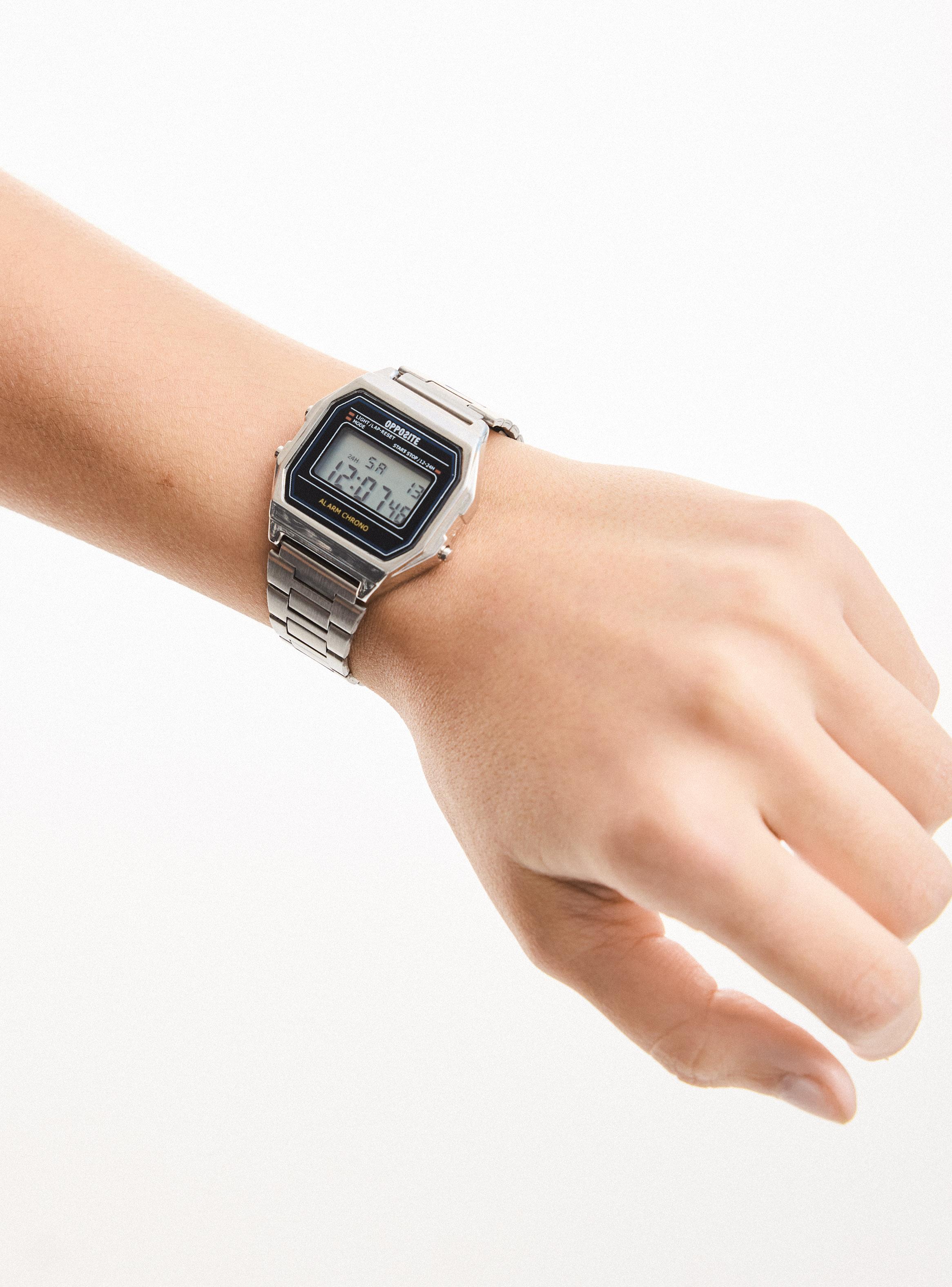 Reloj Digital Silver Mujer-4