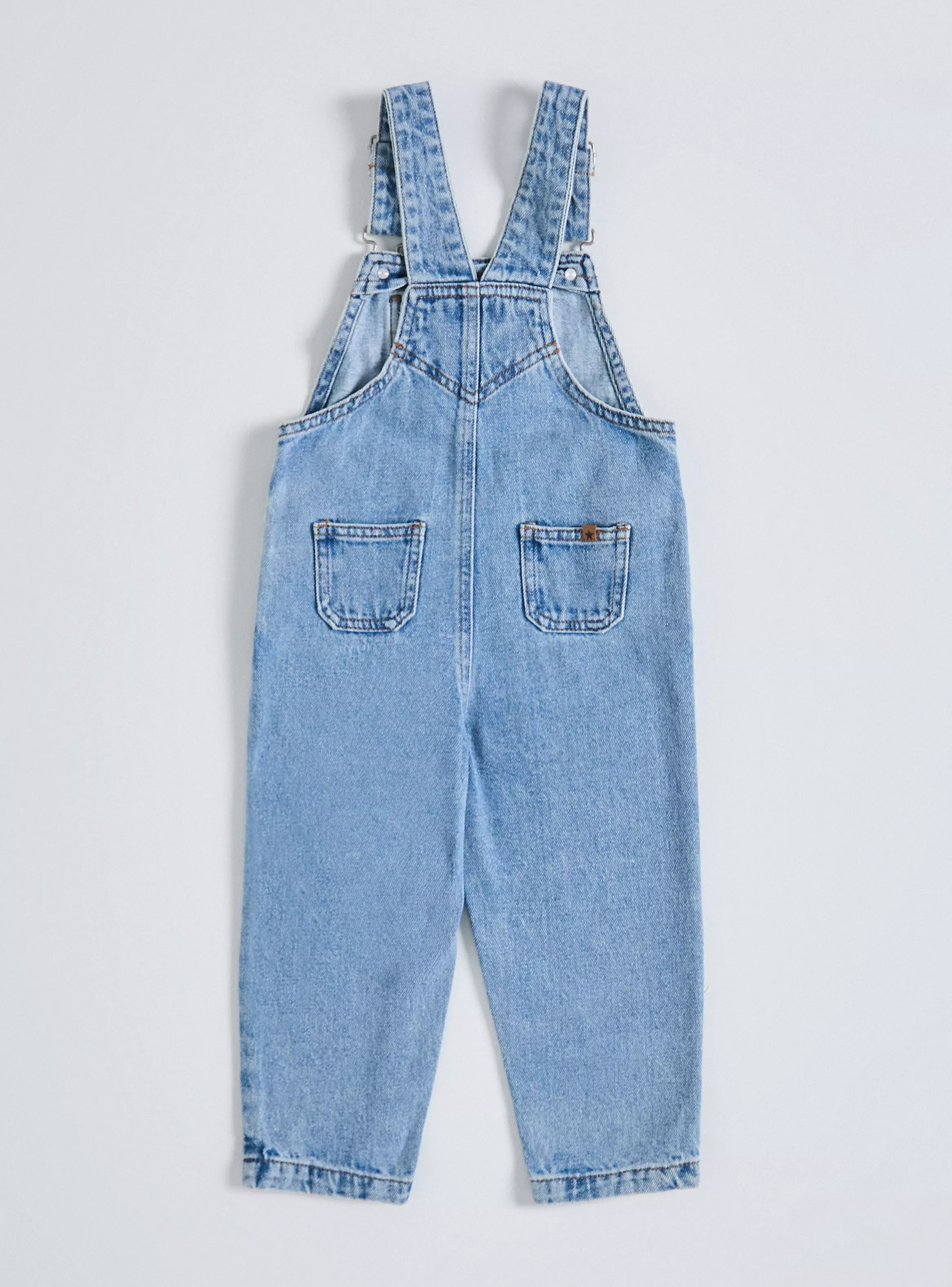Jardinera Clásica Denim con Bolsillo Frontal-2