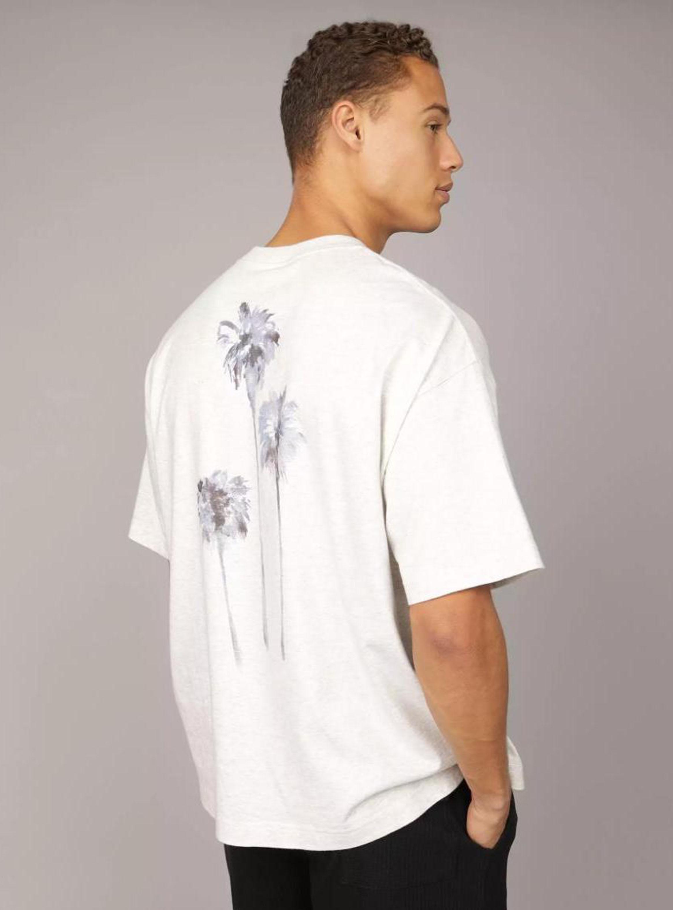 Polera AE Recta con Gráfico de Destino-1