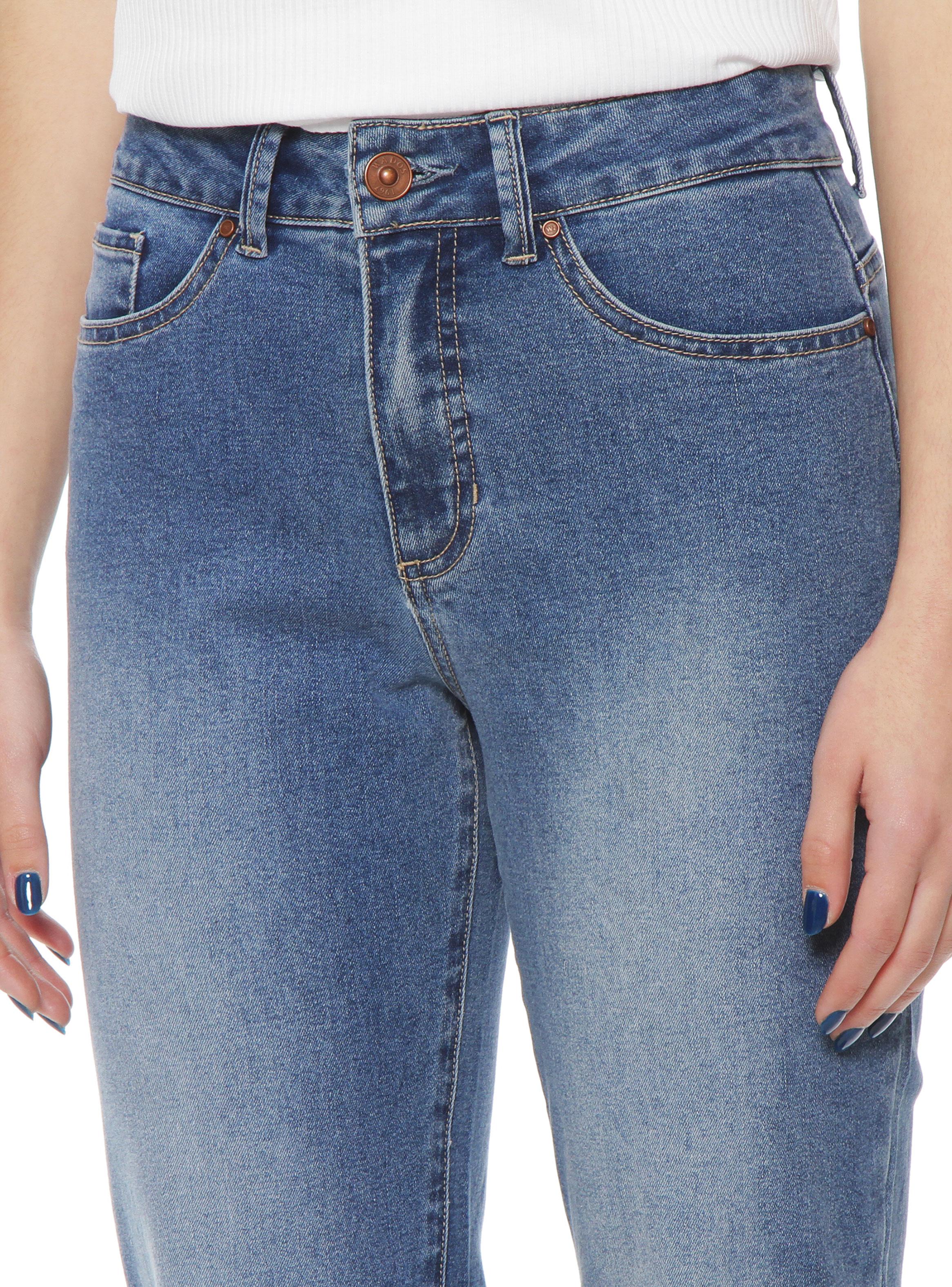 Jeans Flare Tiro Alto Pretina Básica 1 Botón P34-2
