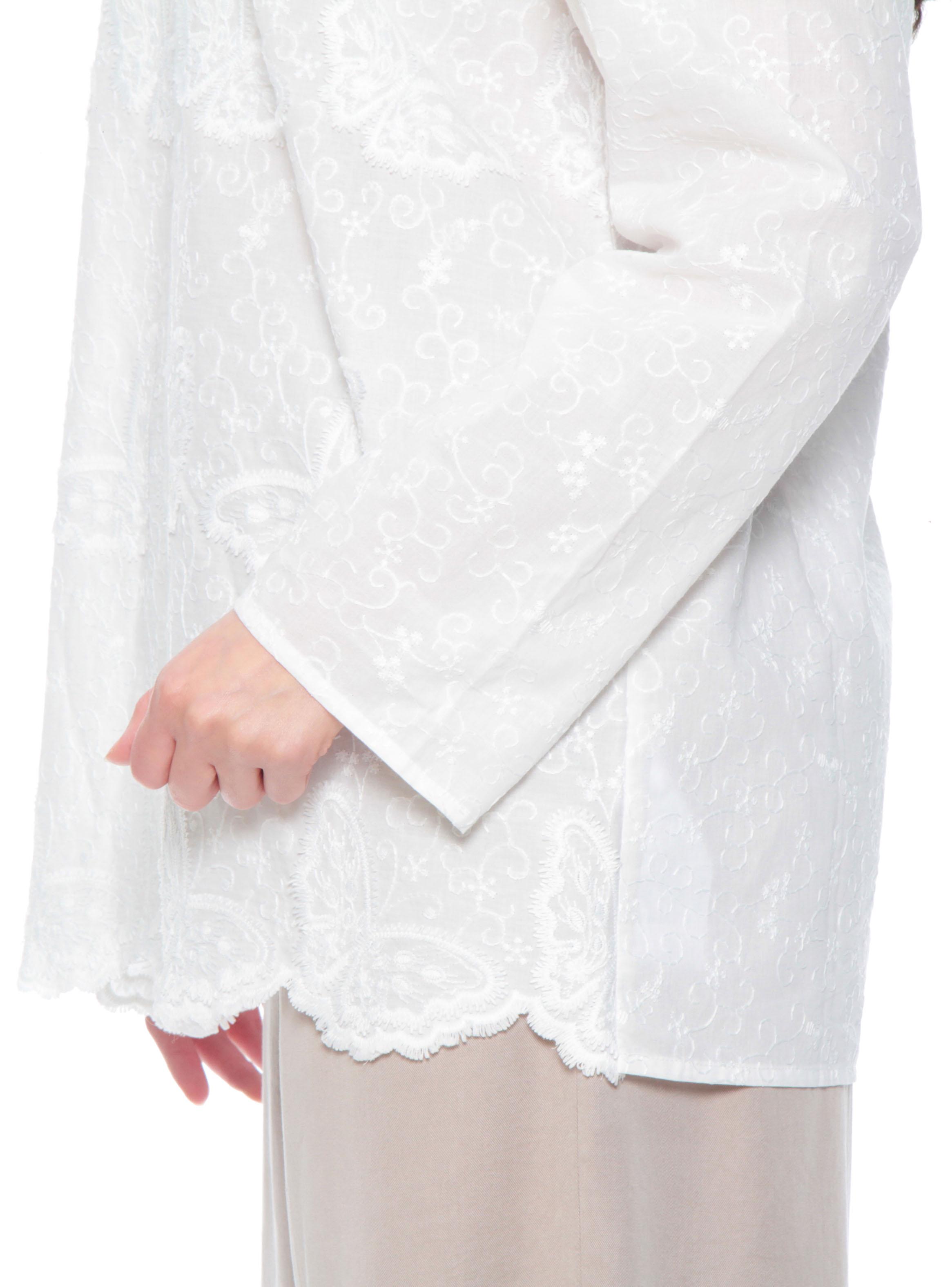 Blusa Manga Larga Embroidery Abotonada en el Delantero-2