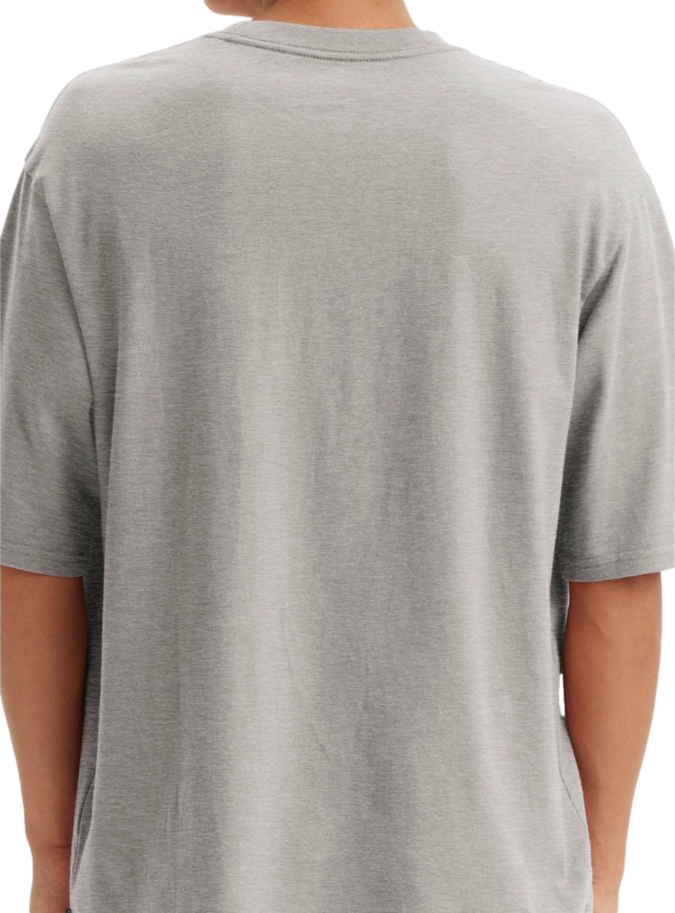 Polera Manga Corta Bolsillo Frontal-3