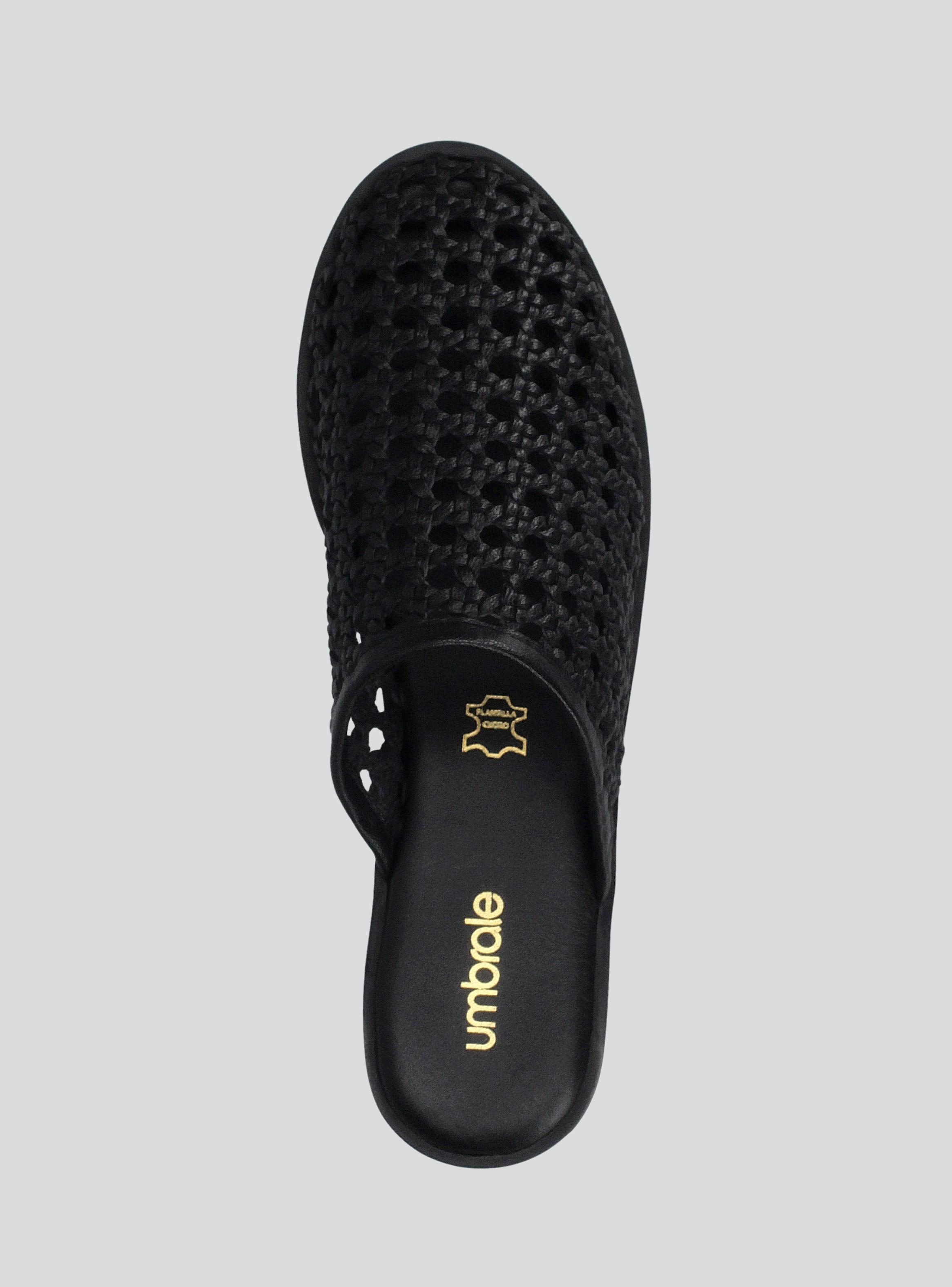 Zueco Plano con Trama Tejida  Cuero Mujer-2