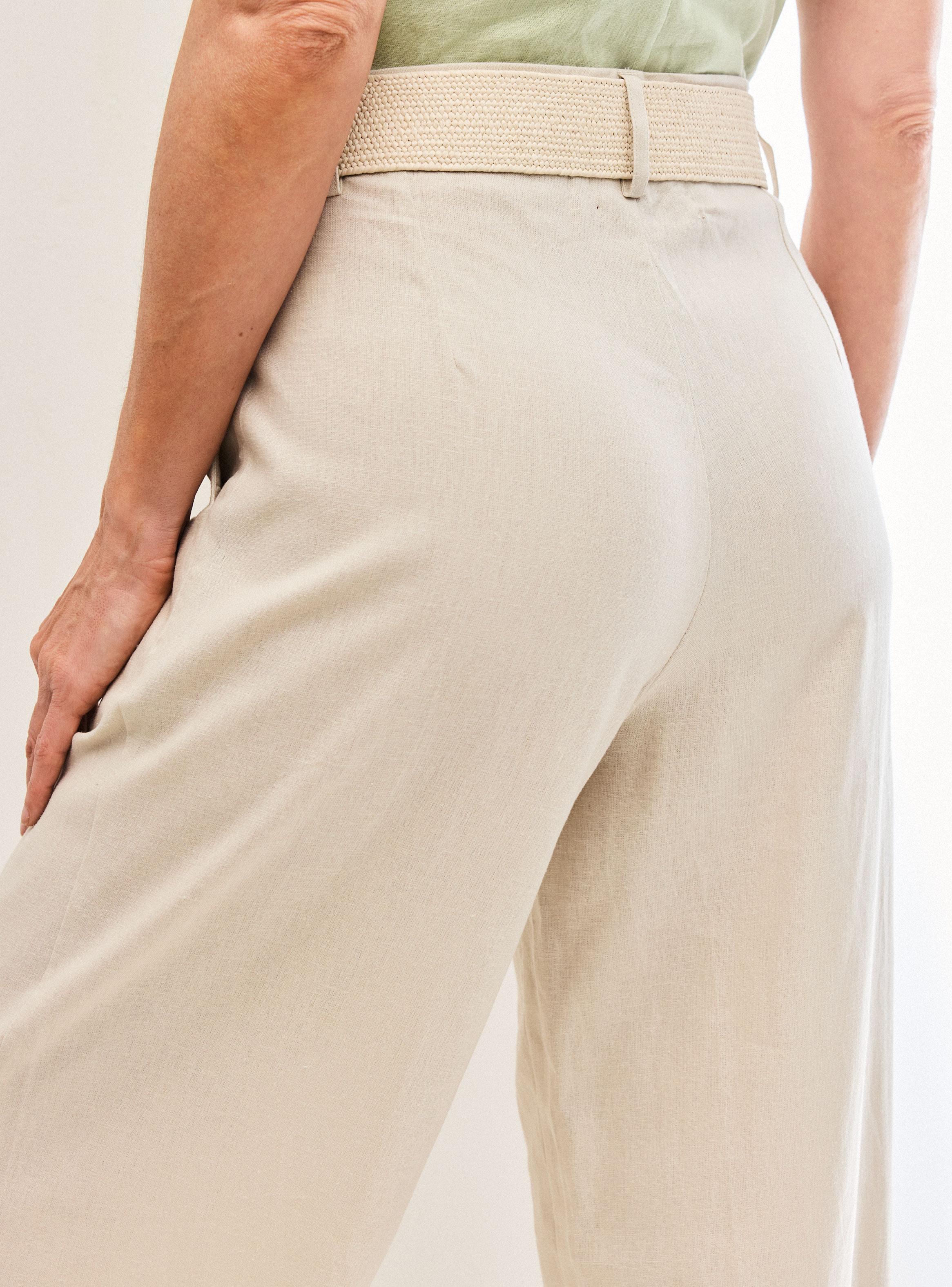 Short Bermuda de Lino Fluido con Cinturón-3