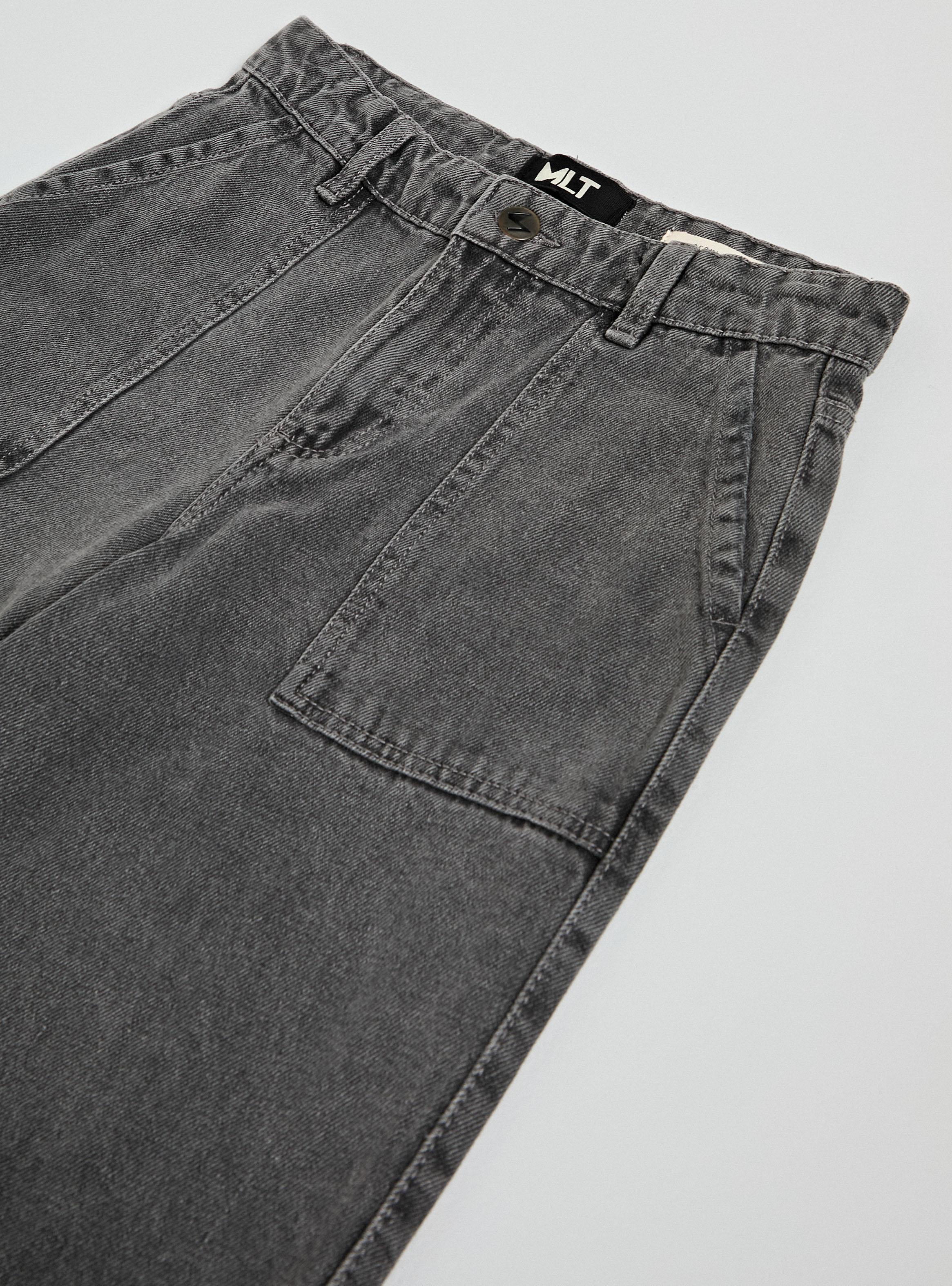 Jeans Full Cargo con Bolsillos Marcados-2