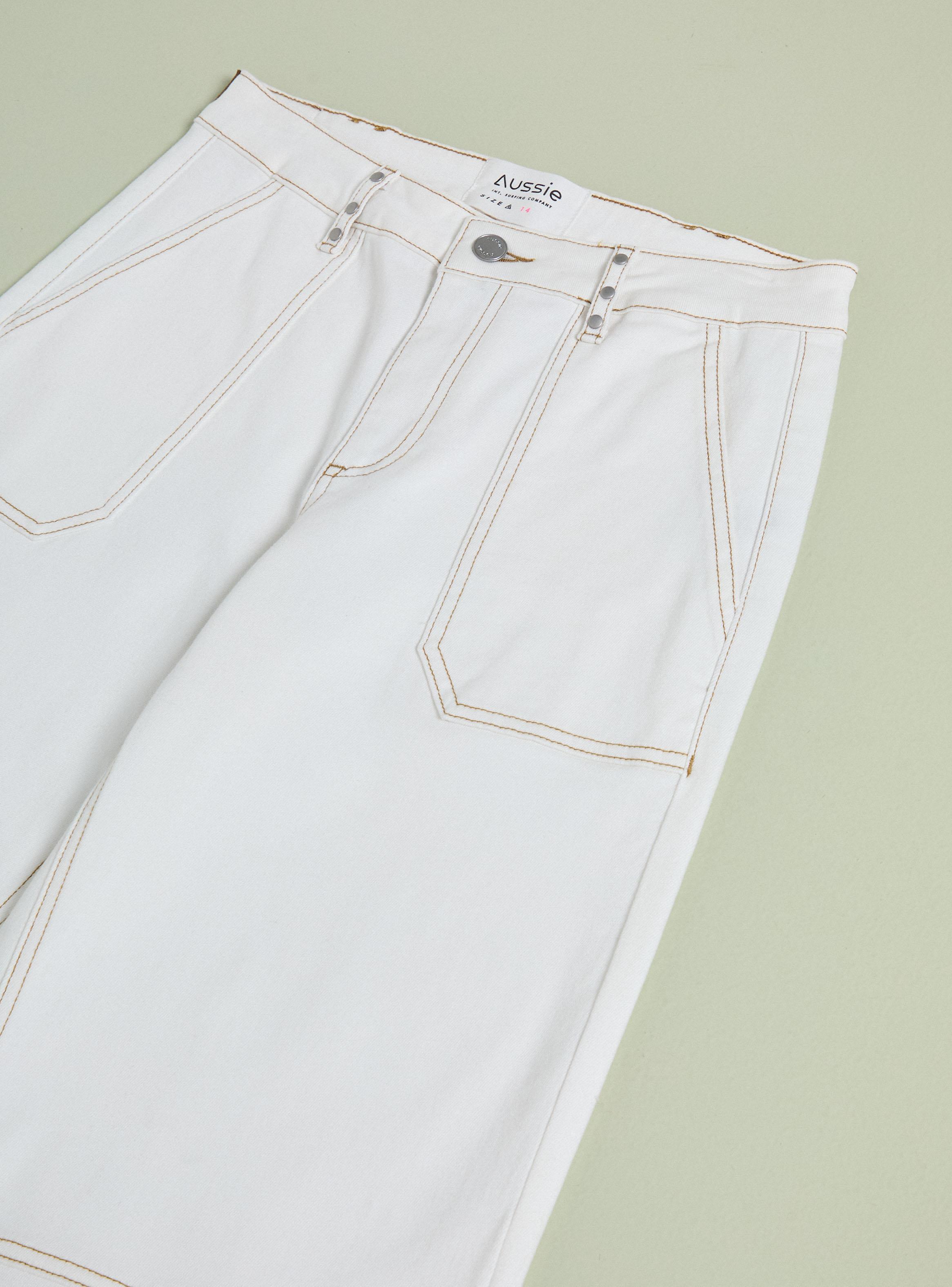 Pantalón Diseño Cortes y Detalles Tachas-3