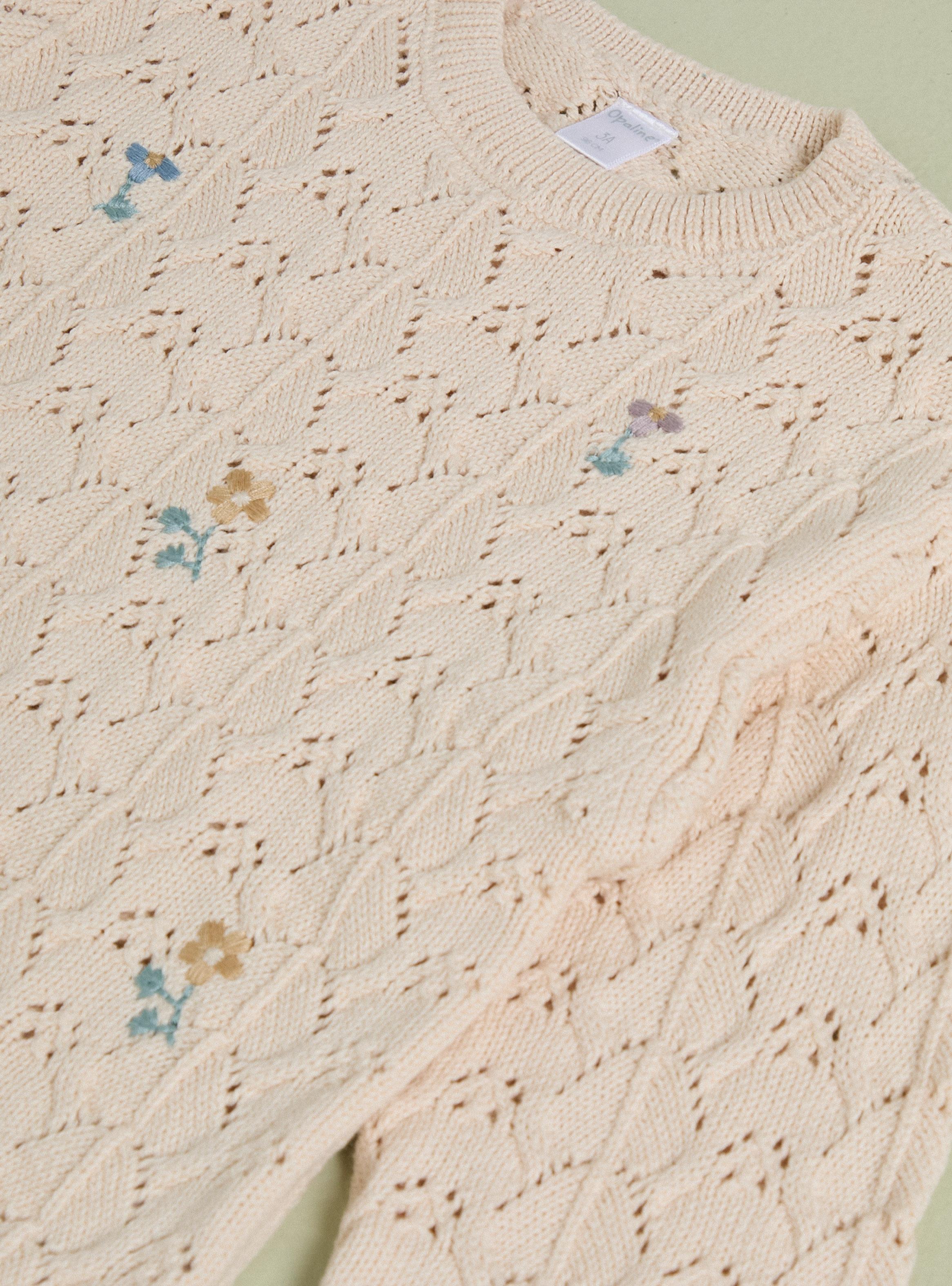 Sweater Acanalado con Flores Bordadas-3