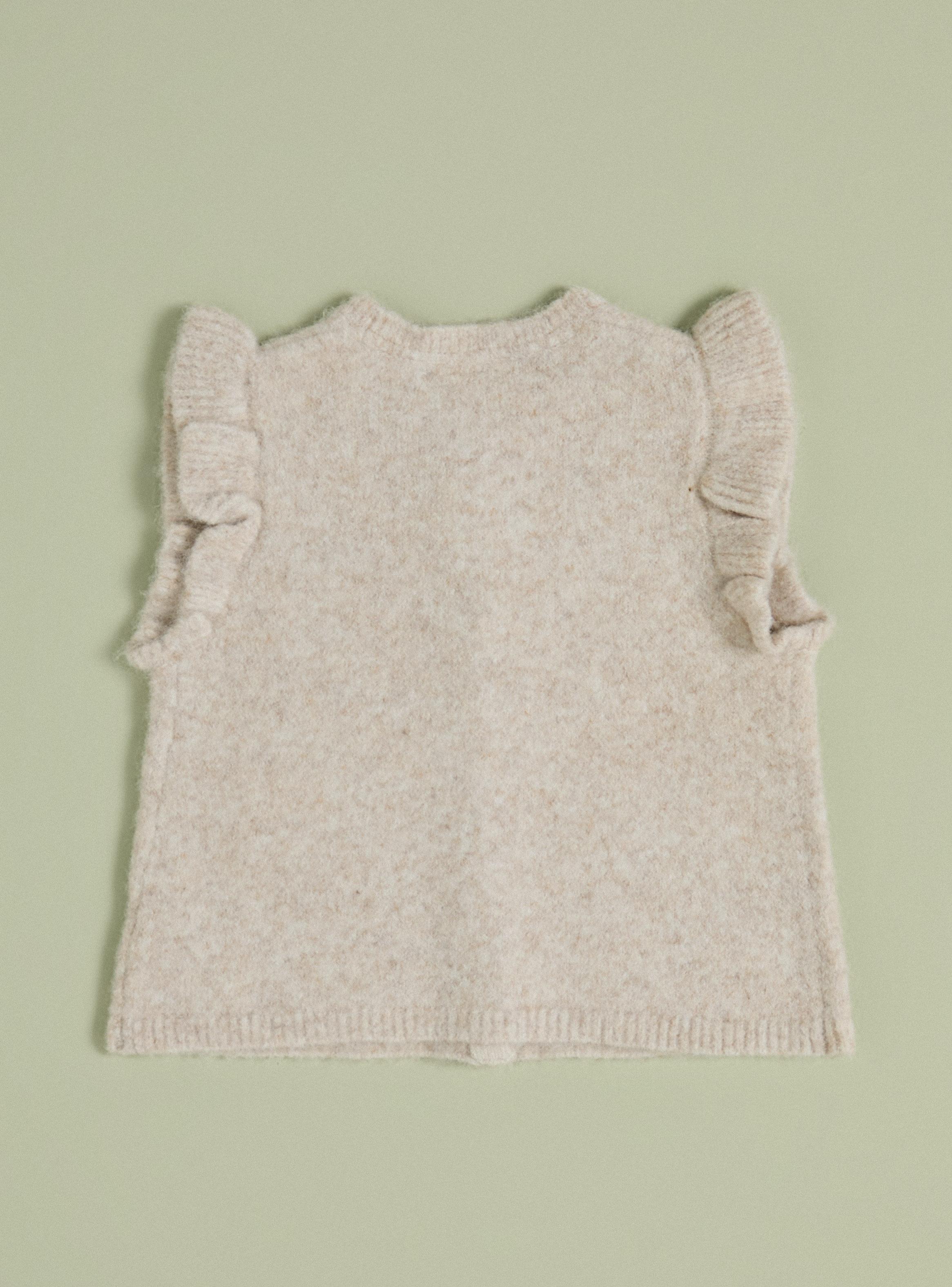 Chaleco Acanalado con Vuelitos en Hombros-2