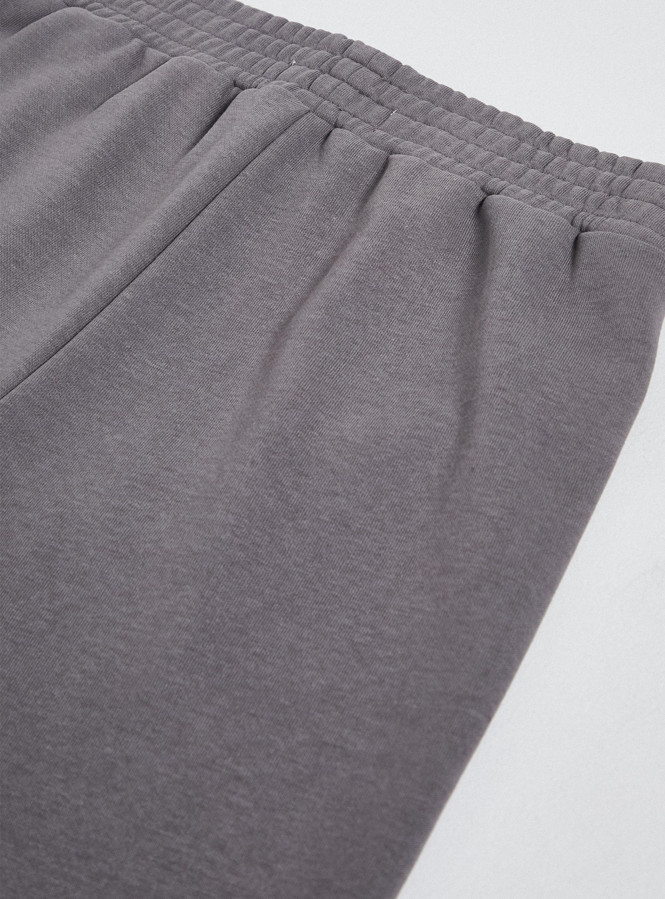 Pantalón de Buzo Unicolor Básico-2