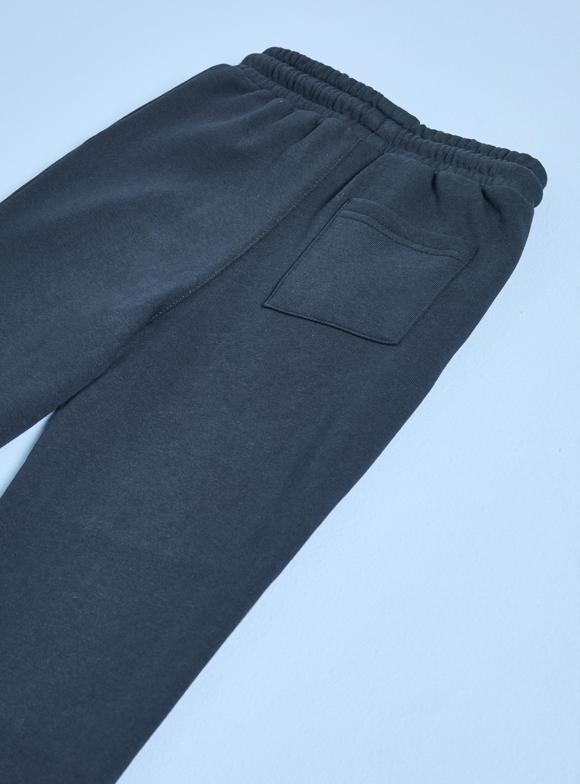 Pantalón de Buzo con Corte Rodilla-2