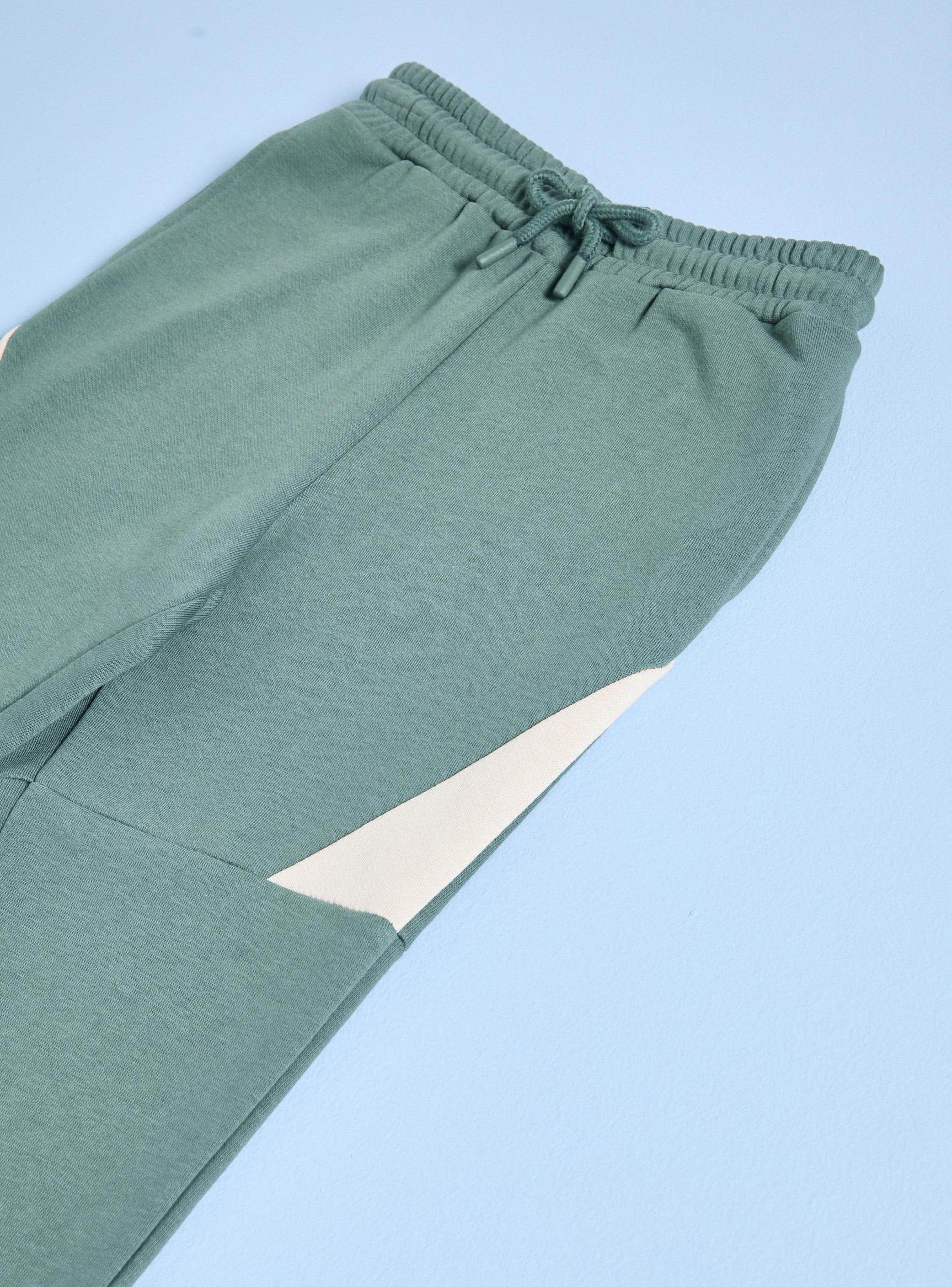 Pantalón de Buzo Detalle Color-3