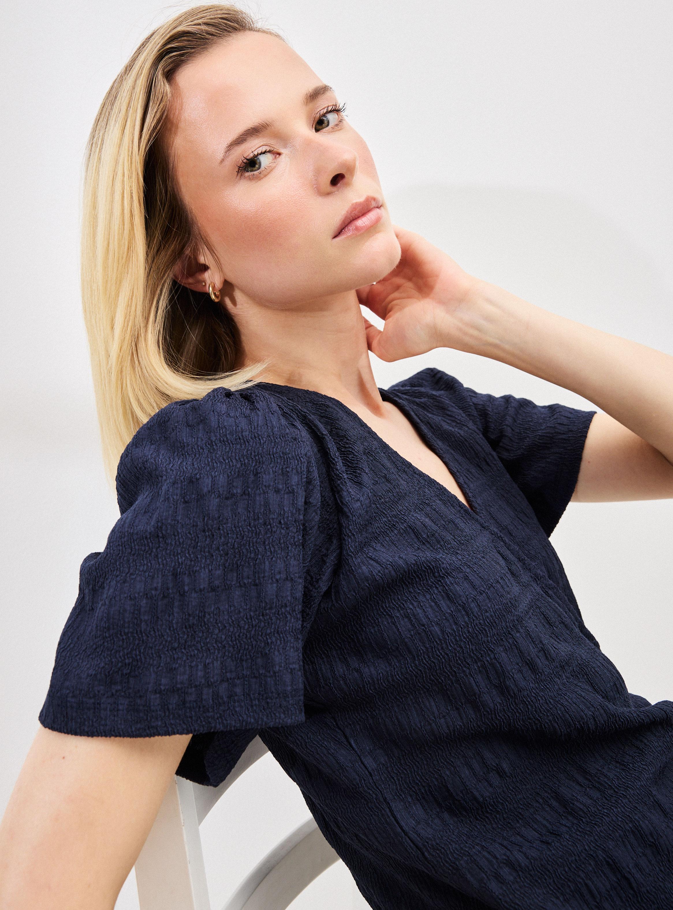 Polera con Textura Cruzada-3