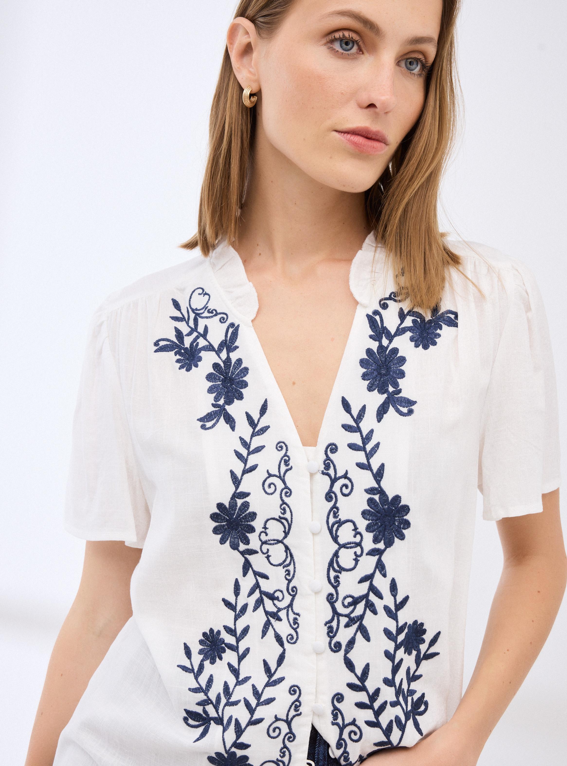 Blusa con Lino Bordada-2