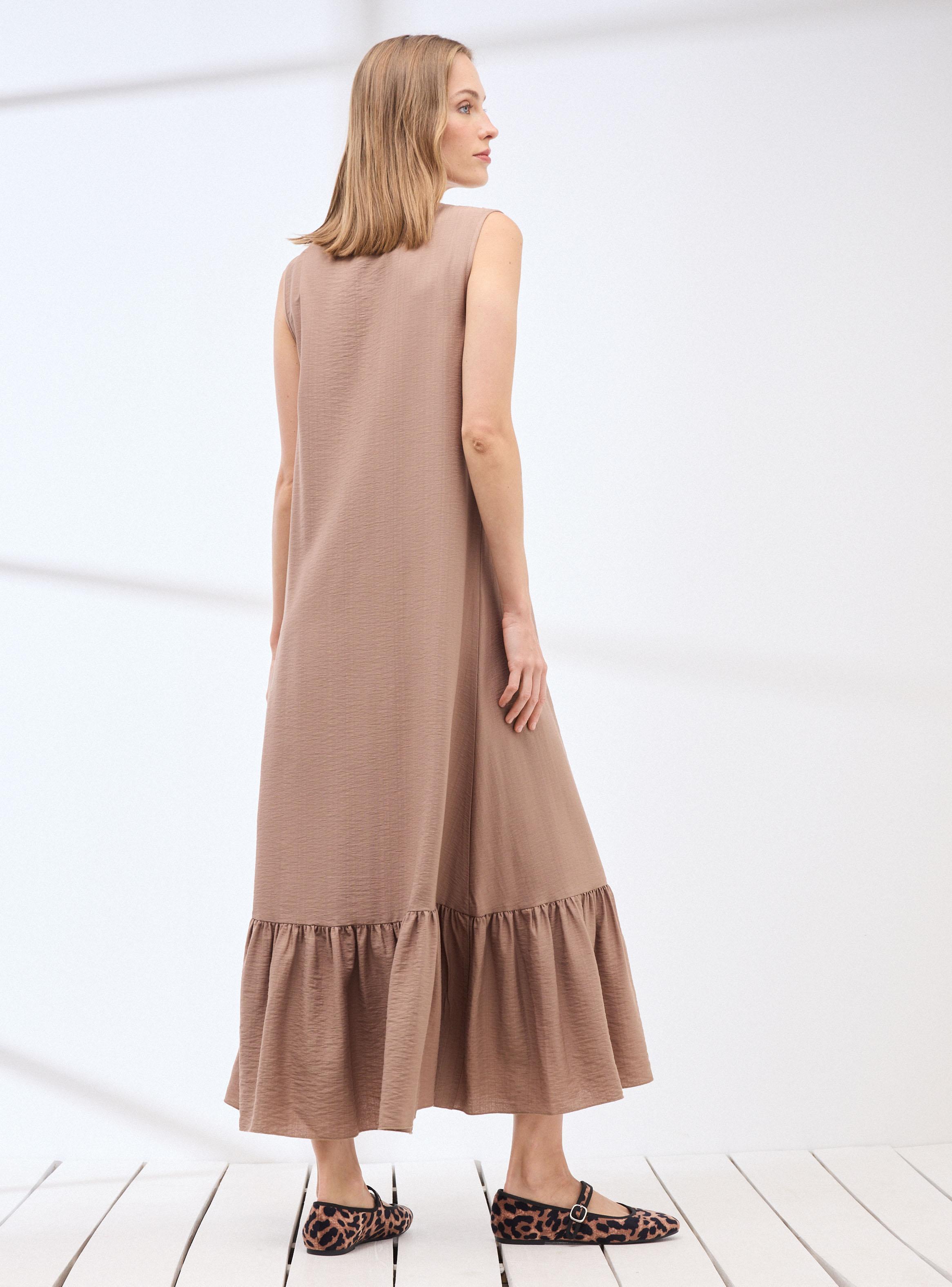 Vestido con Vuelo Delantero y Tela Texturizada-5