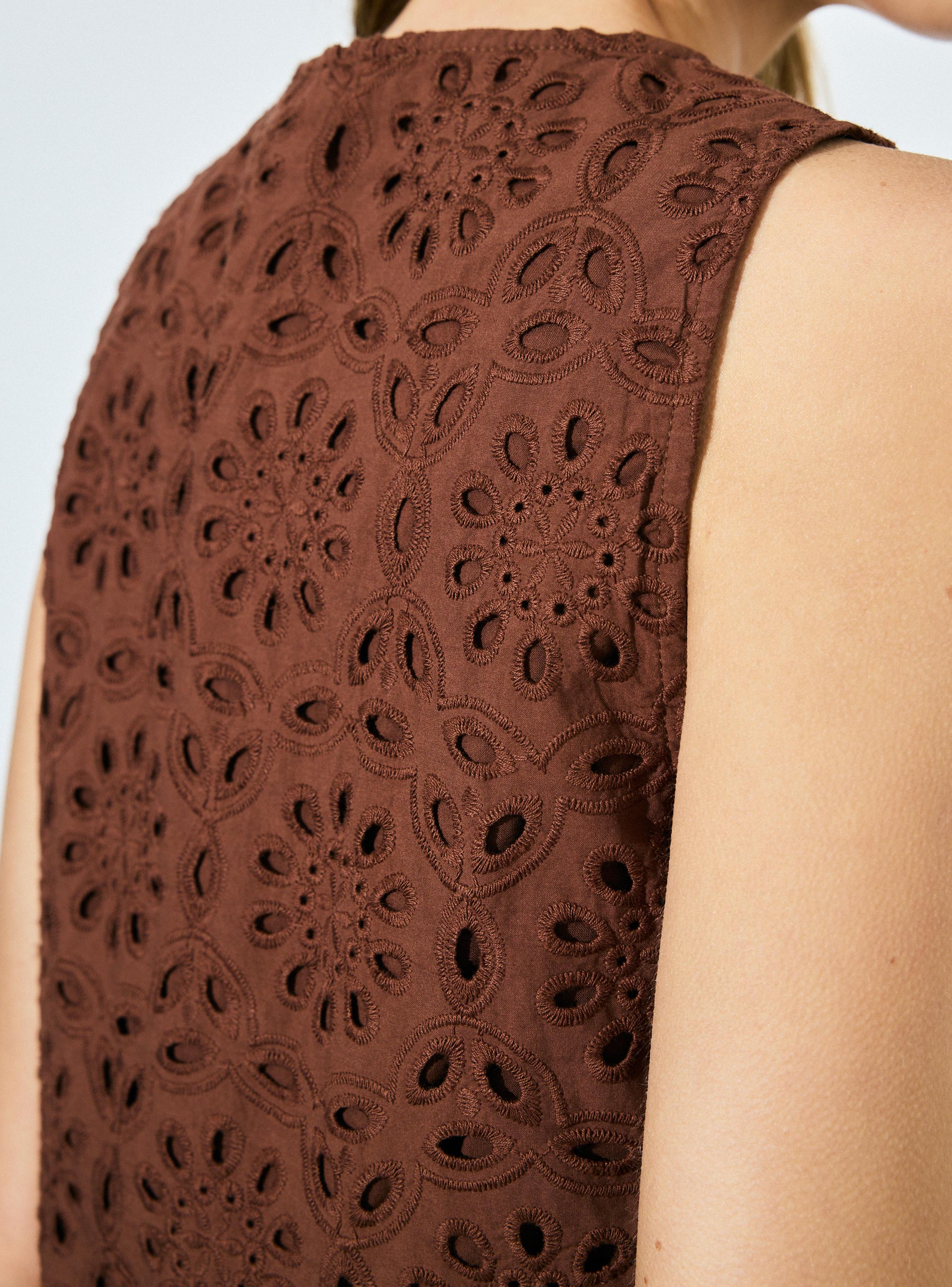 Blusa Broderie y Amarras Frontales-3