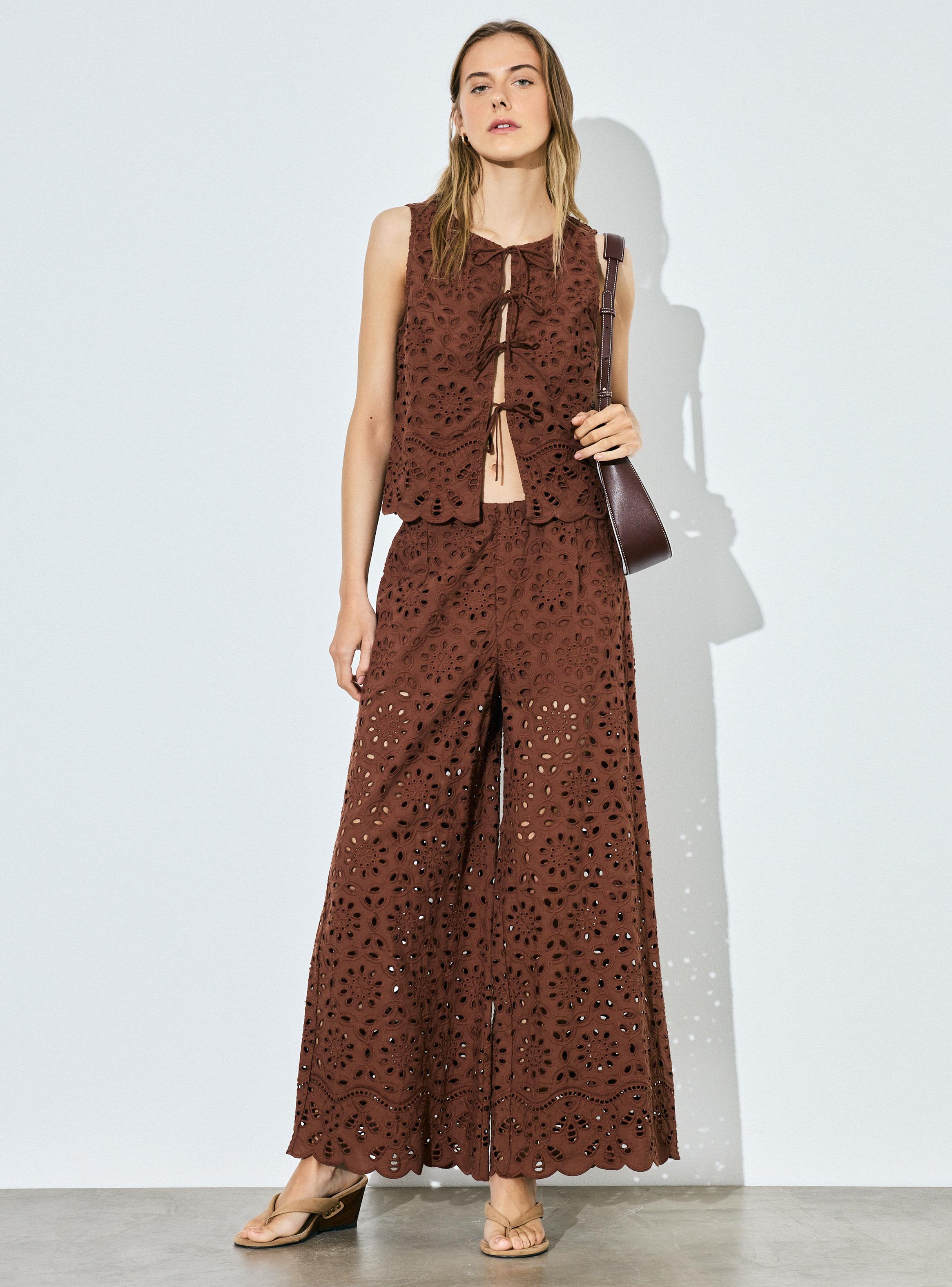 Blusa Broderie y Amarras Frontales-4